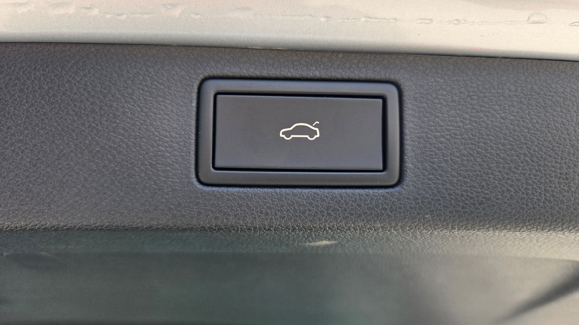 SKODA Kamiq 1.0 TSI Monte Carlo DSG-image-19