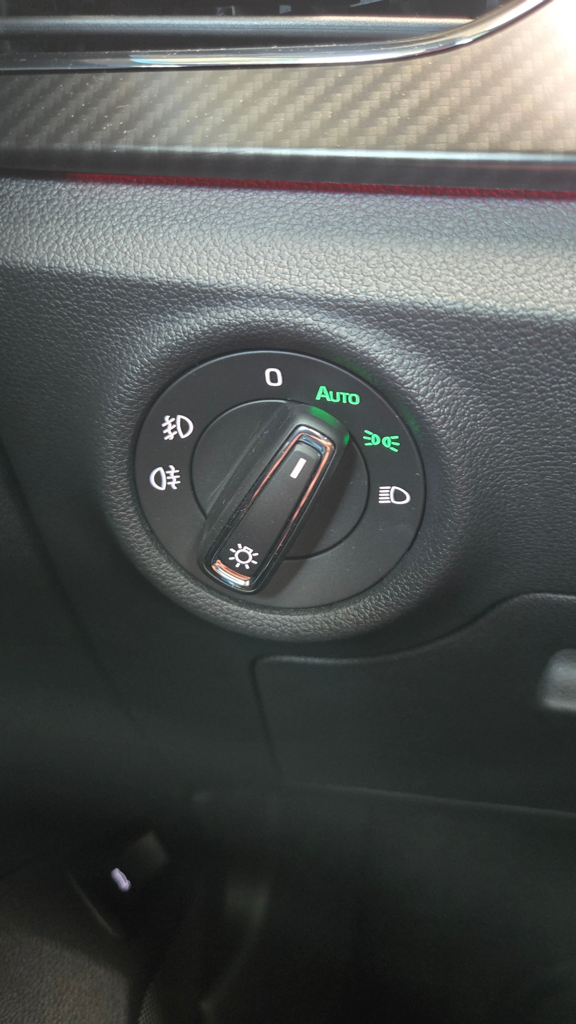 SKODA Kamiq 1.0 TSI Monte Carlo DSG-image-18