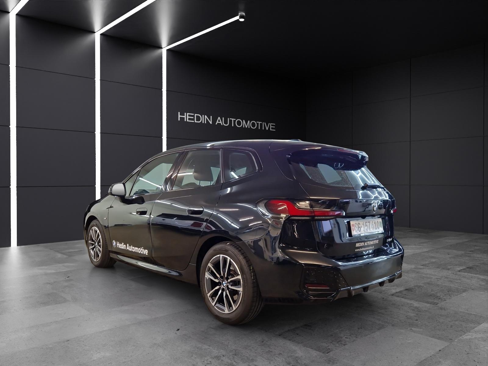 BMW 218d Active Tourer-showroom-element-2
