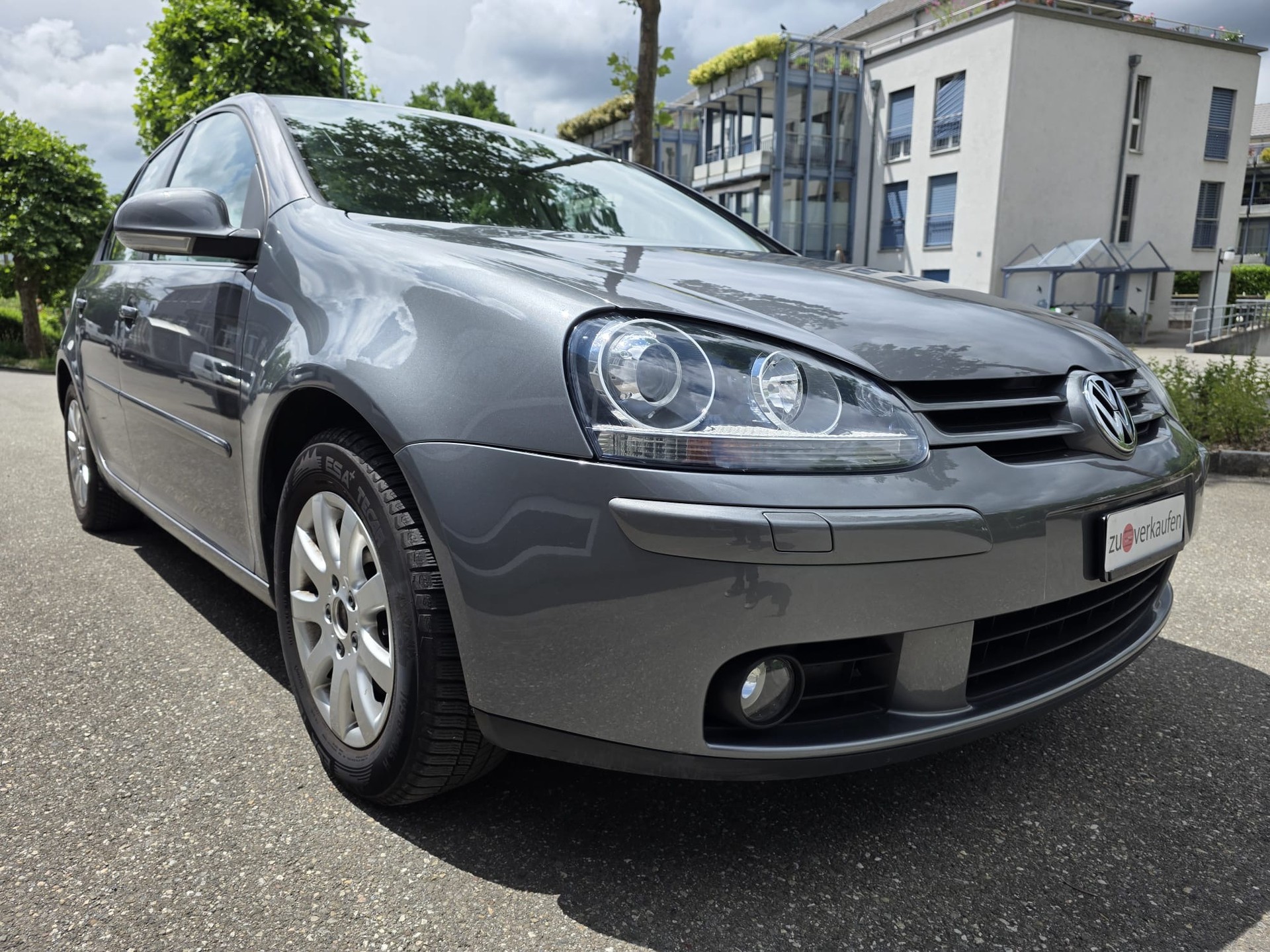 VW Golf 2.0 FSI Comfortline 4Motion-image-2