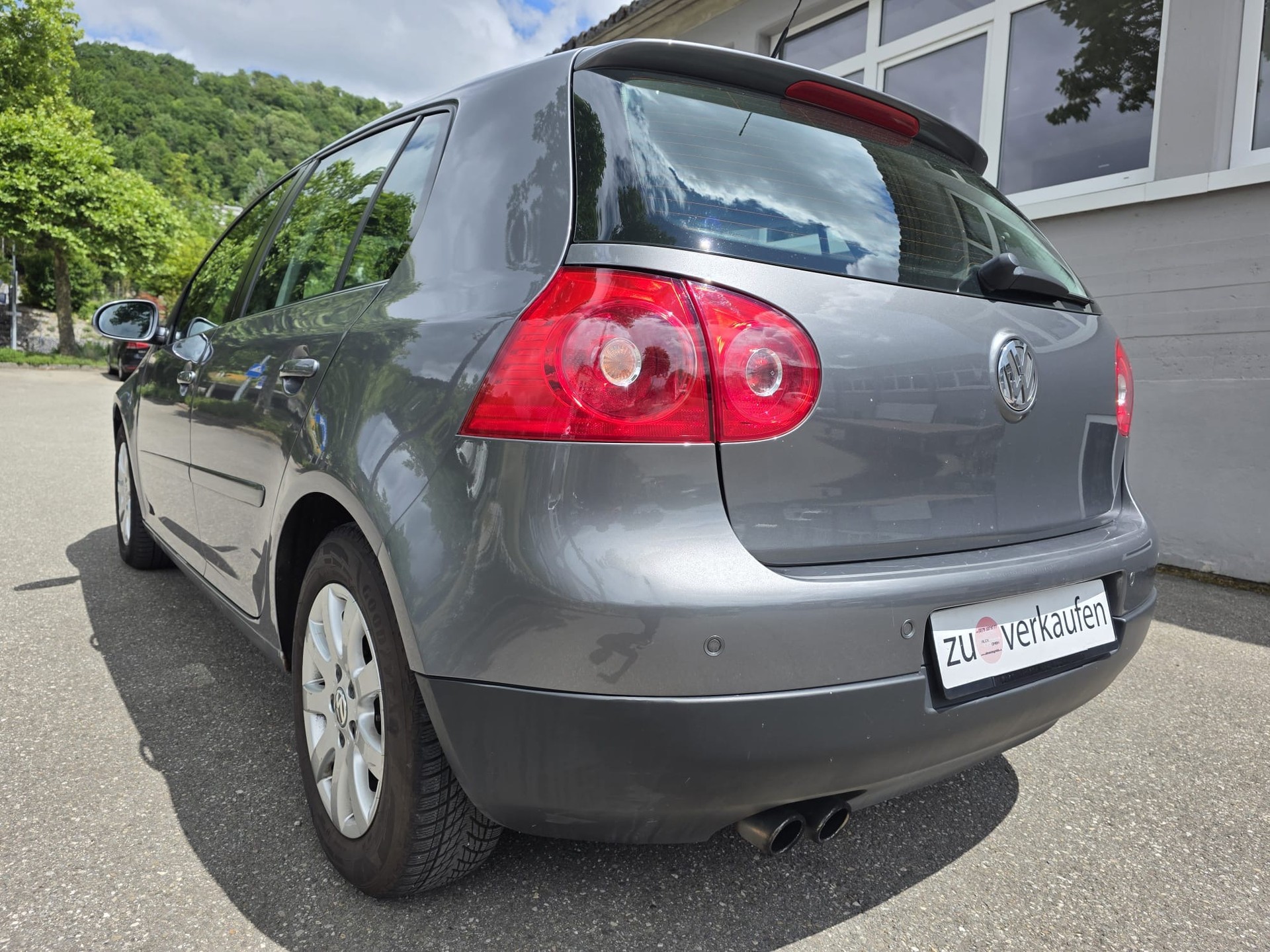VW Golf 2.0 FSI Comfortline 4Motion-image-3