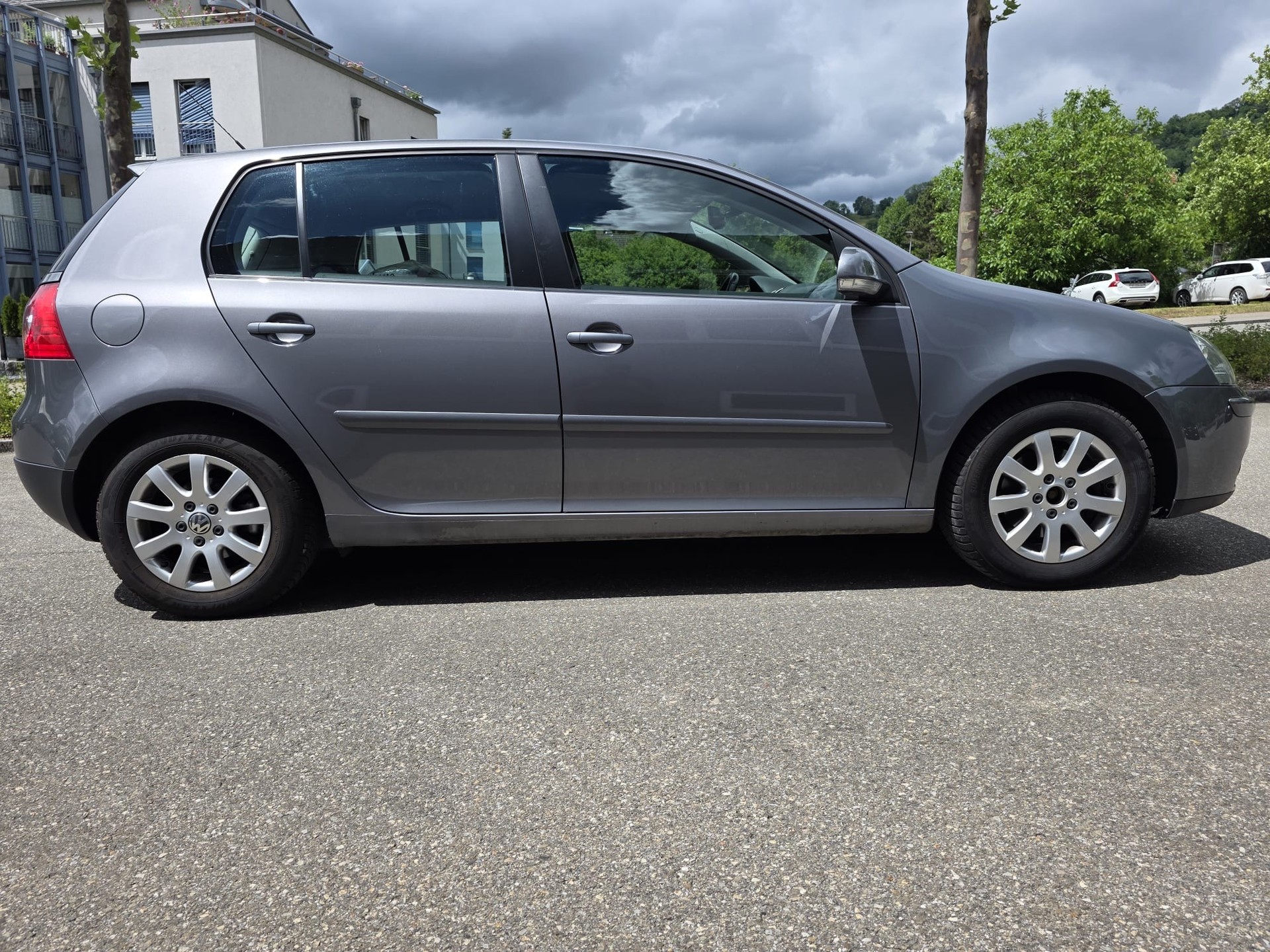VW Golf 2.0 FSI Comfortline 4Motion-image-12