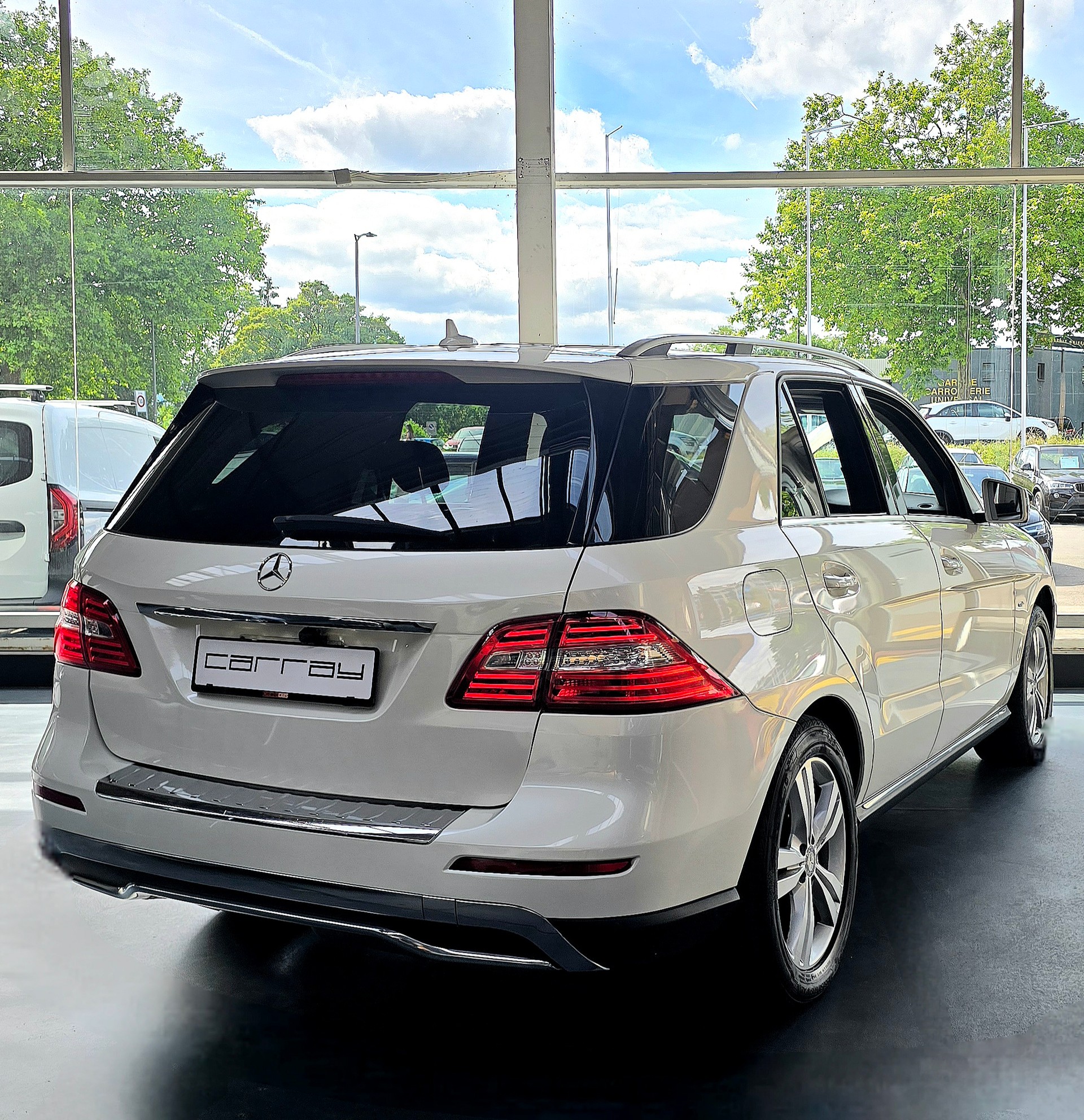 MERCEDES-BENZ ML 250 BlueTEC 4Matic 7G-Tronic-image-6