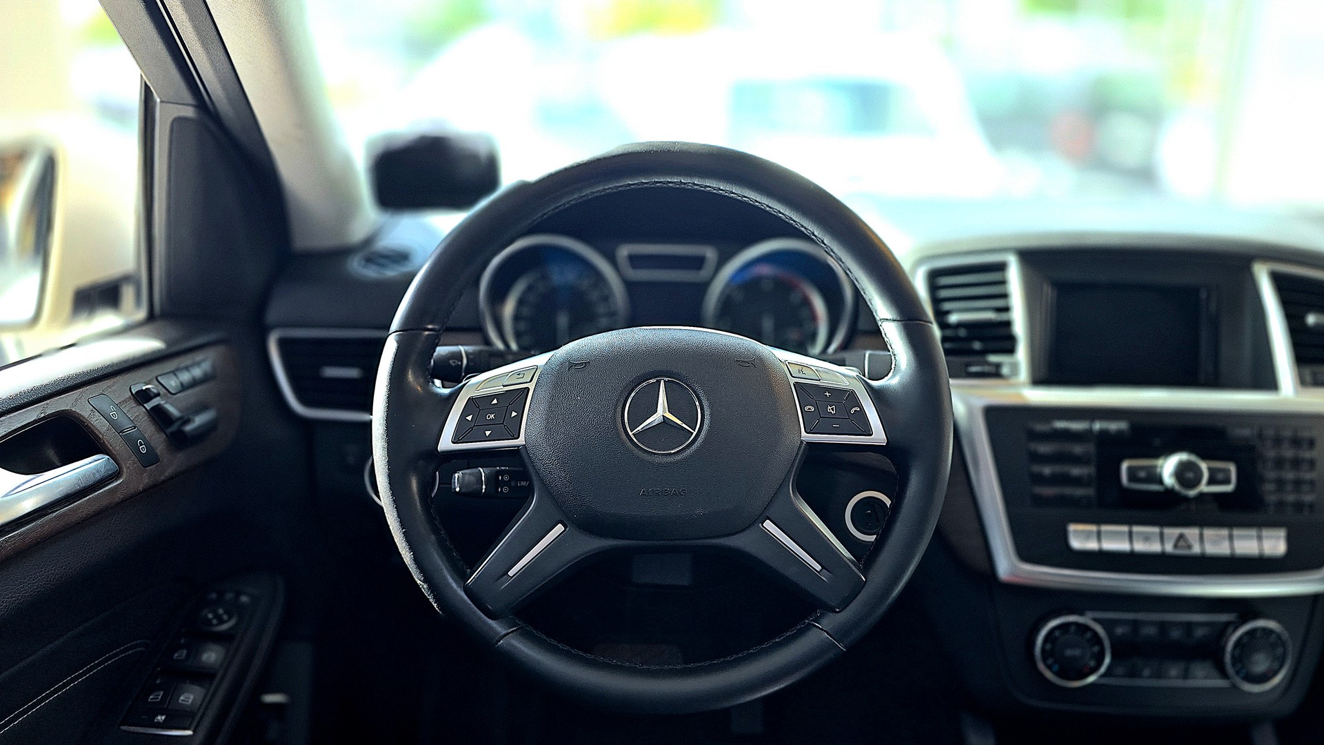 MERCEDES-BENZ ML 250 BlueTEC 4Matic 7G-Tronic-image-15