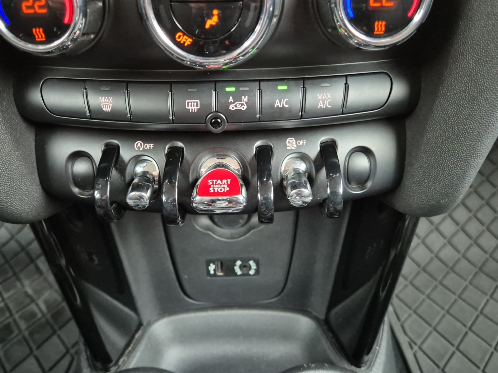 MINI One-image-12