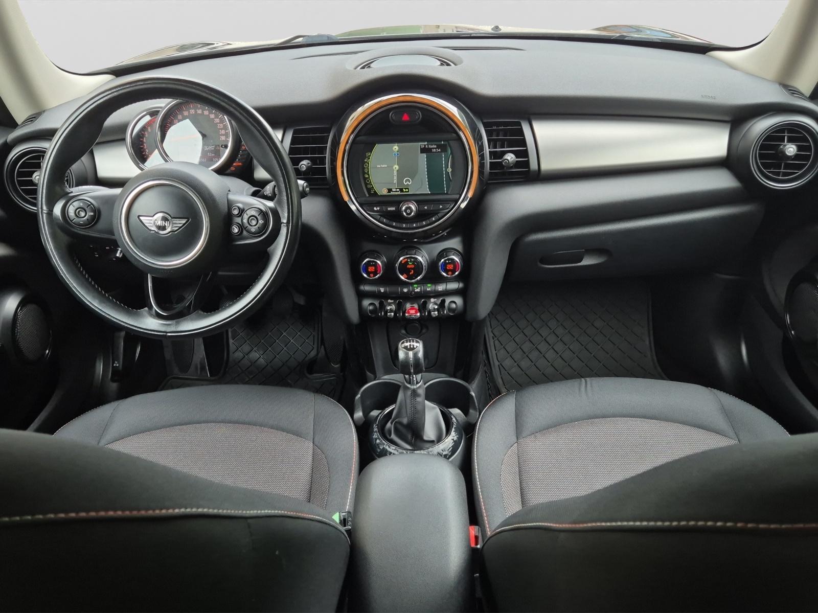 MINI One-image-8