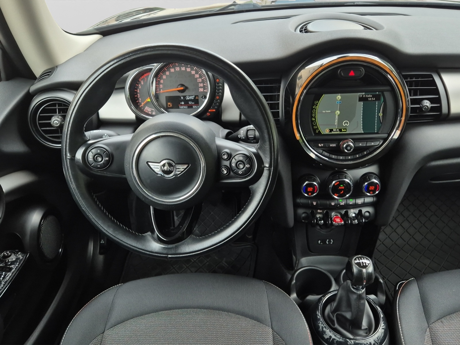 MINI One-image-9