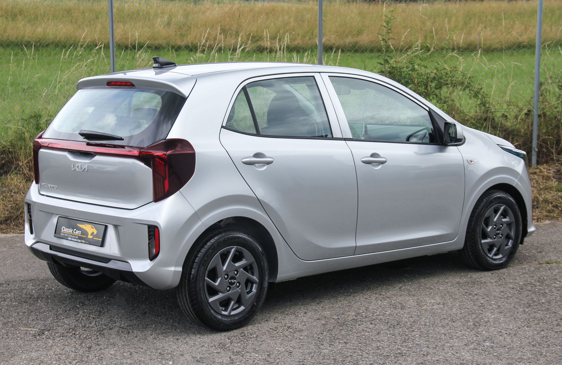 KIA Picanto 1.0 CVVT First Edition Automatic 🇰🇷 ⭐⭐⭐⭐⭐-showroom-element-3