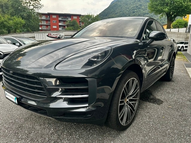 PORSCHE Macan S PDK-showroom-element-3