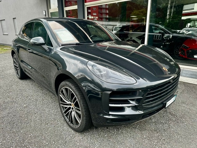 PORSCHE Macan S PDK-showroom-element-2