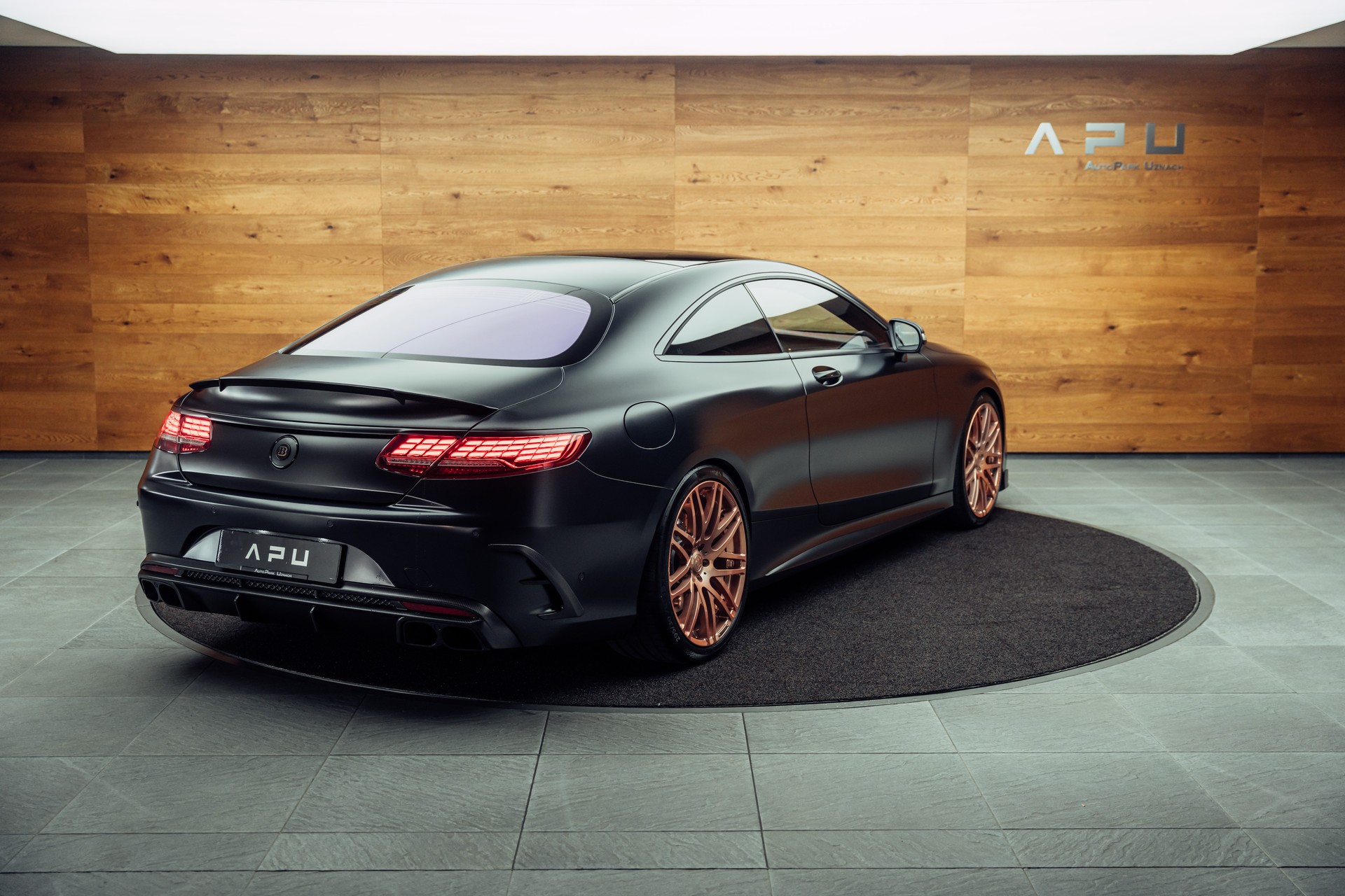 MERCEDES-BENZ AMG S 65 BRABUS ROCKET 900-showroom-element-1