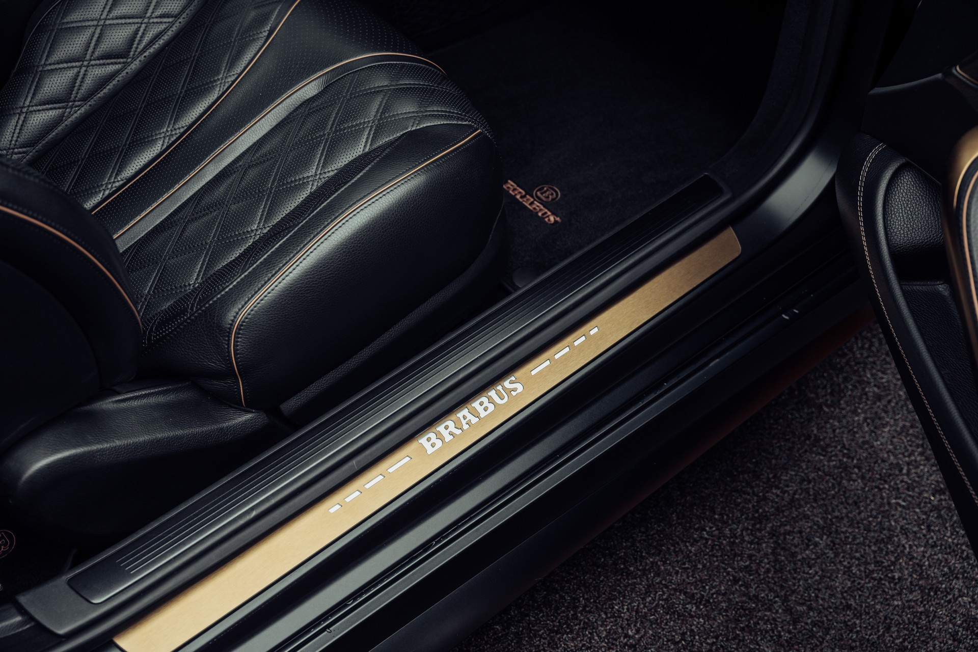 MERCEDES-BENZ AMG S 65 BRABUS ROCKET 900-image-19