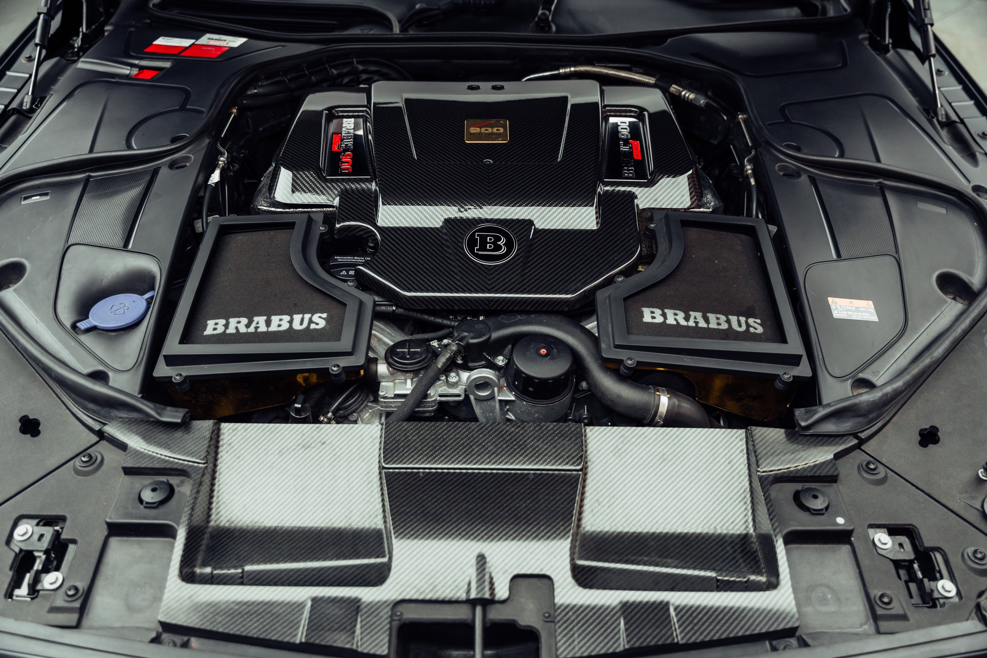 MERCEDES-BENZ AMG S 65 BRABUS ROCKET 900-image-27
