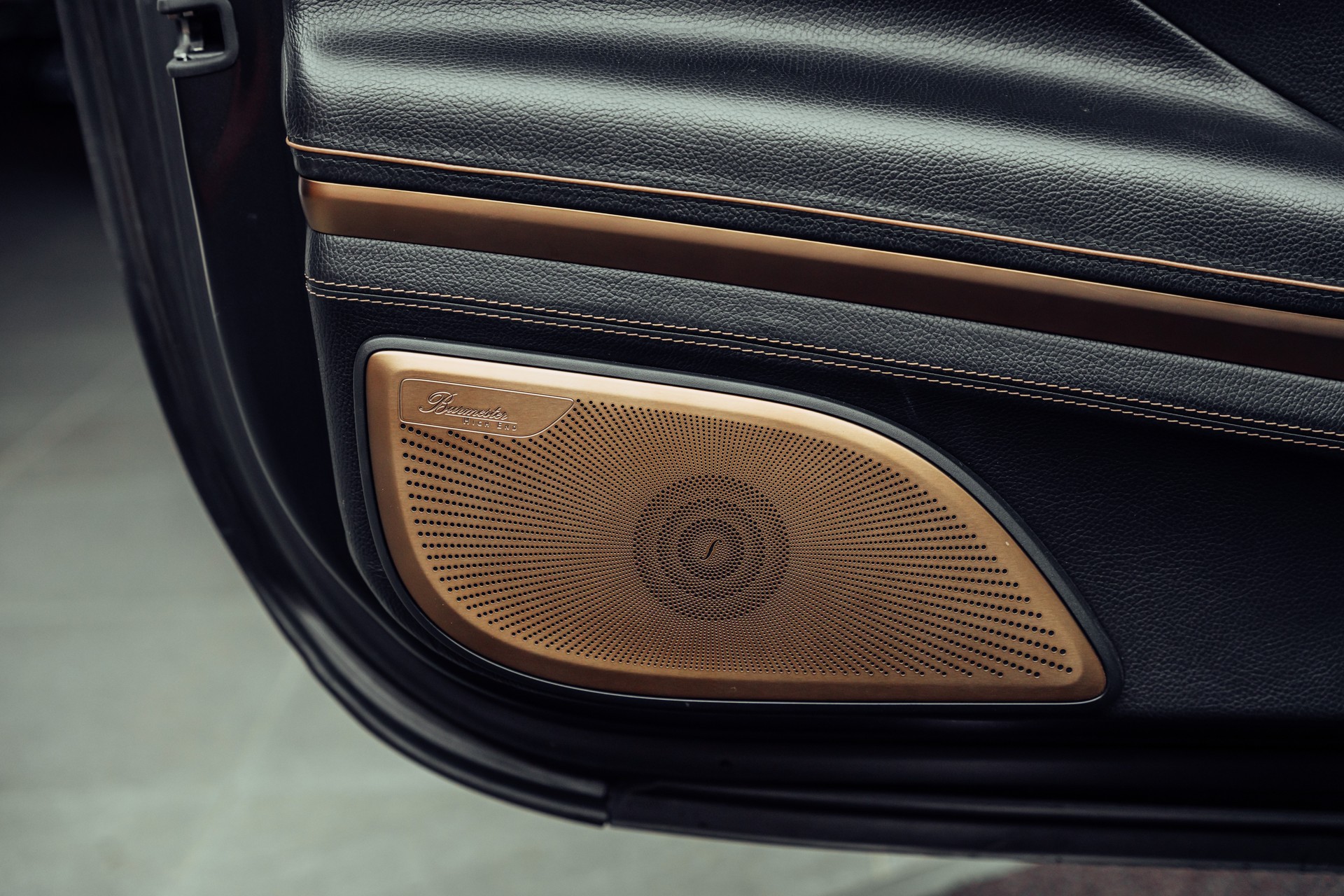MERCEDES-BENZ AMG S 65 BRABUS ROCKET 900-image-12
