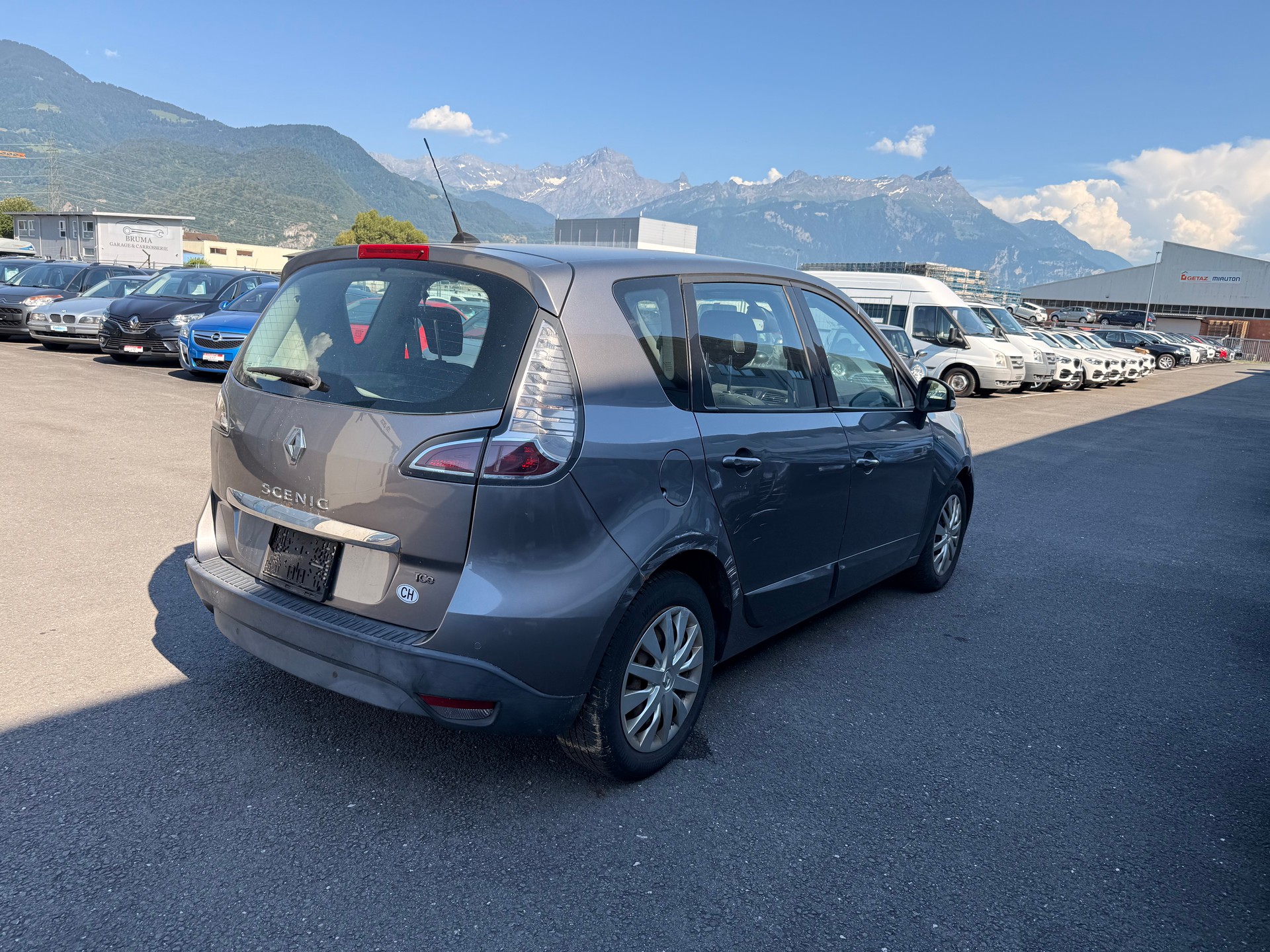 RENAULT Scénic 1.4 16V Turbo Bose-image-3