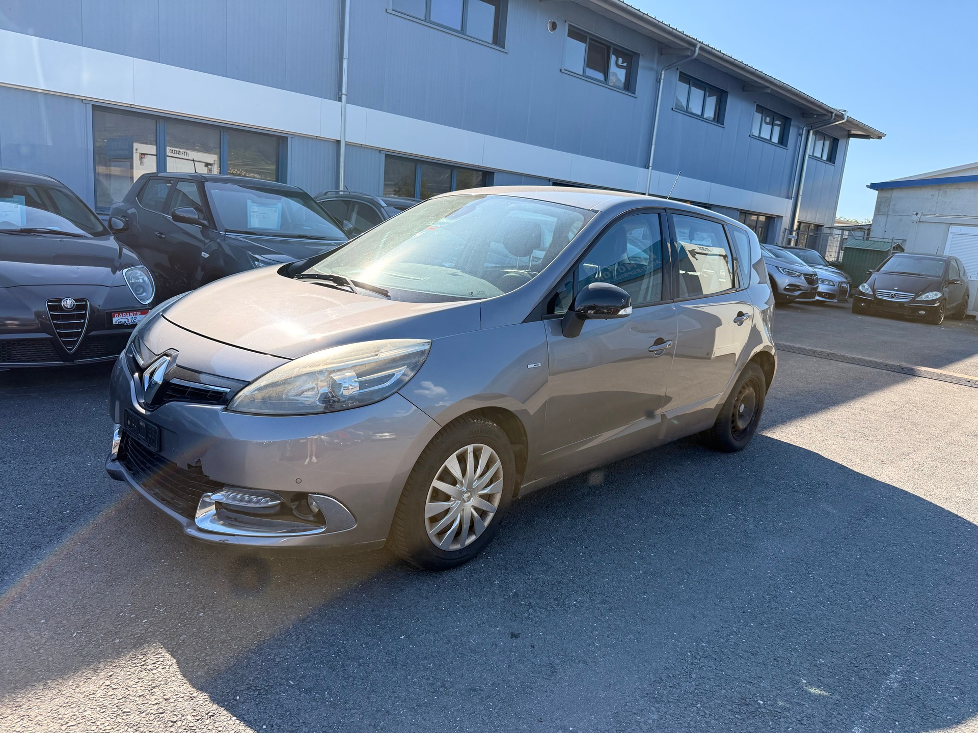 RENAULT Scénic 1.4 16V Turbo Bose