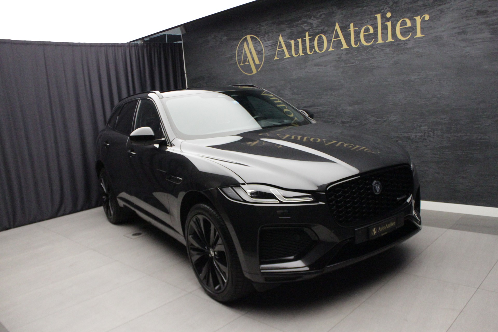 JAGUAR F-Pace 3.0 P400 Sport MHEV AWD-showroom-element-1