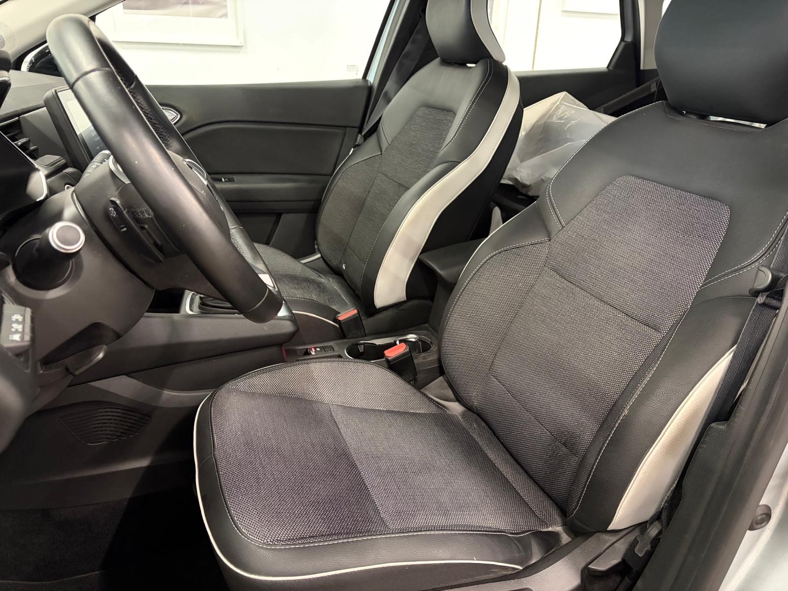 RENAULT Captur 1.3 TCe EDC Intens EDC-image-8