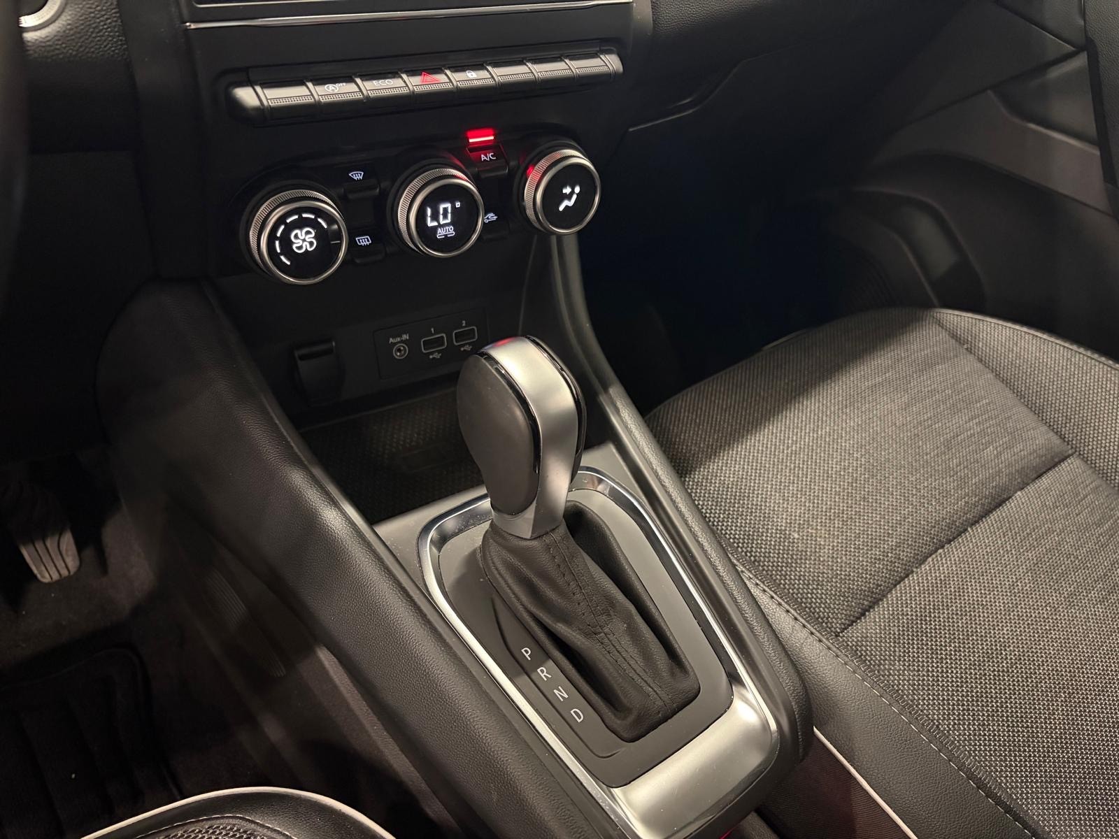 RENAULT Captur 1.3 TCe EDC Intens EDC-image-11