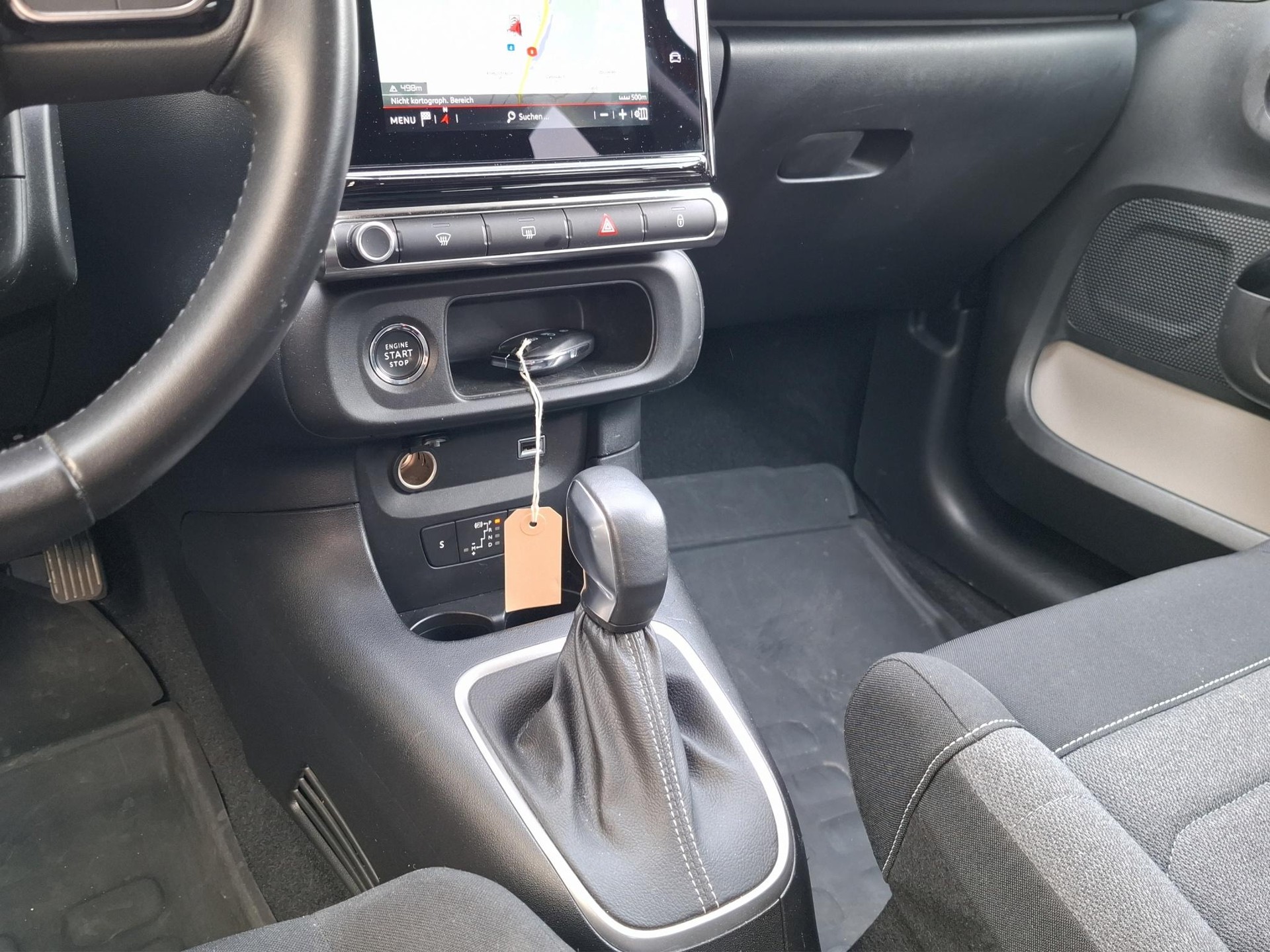 CITROEN C3 1.2 PureTech Shine-image-9