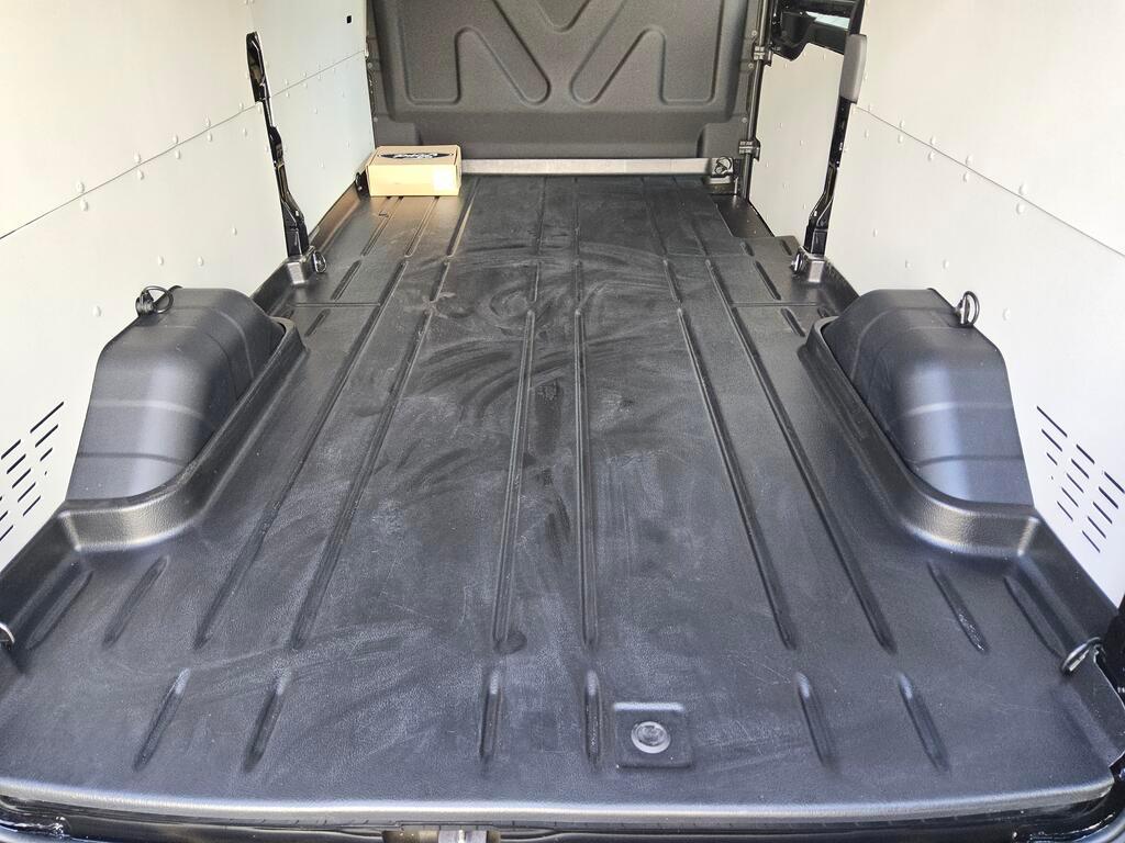 FORD E-Transit Van 390 L3H2 68kWh Trend-image-6
