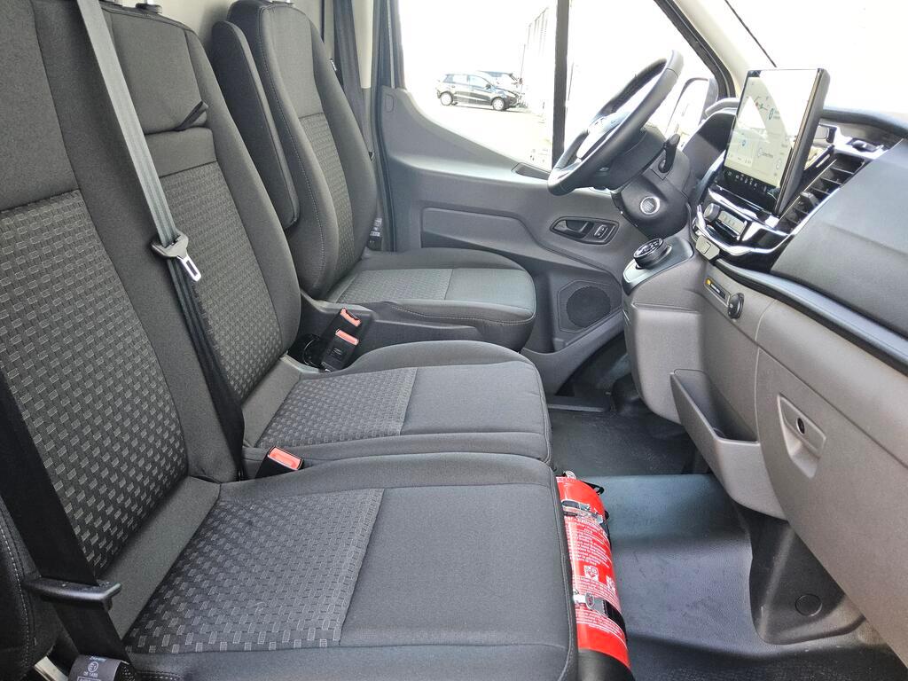 FORD E-Transit Van 390 L3H2 68kWh Trend-image-10