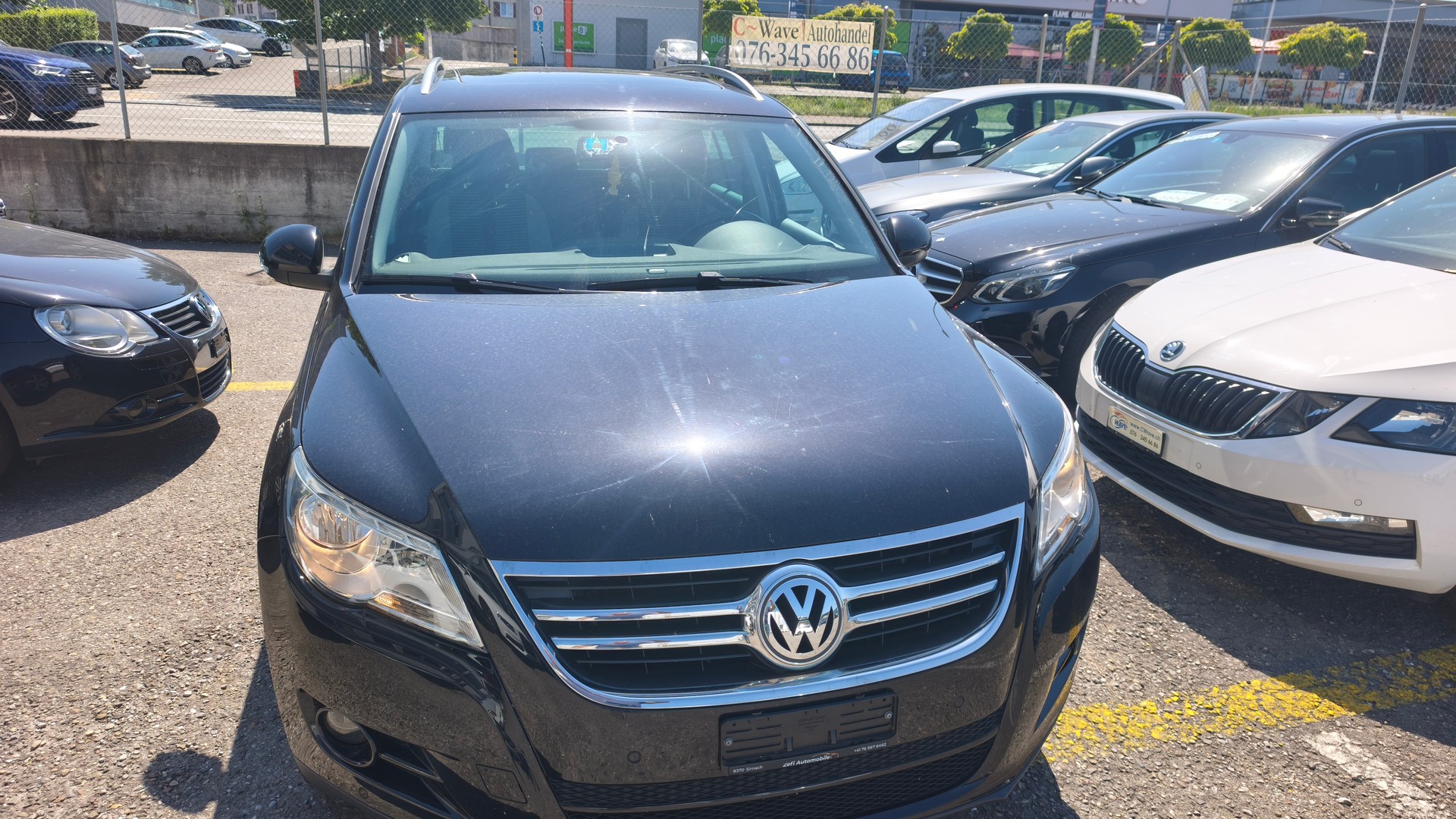 VW Tiguan 2.0 TSI Sport&Style-showroom-element-2