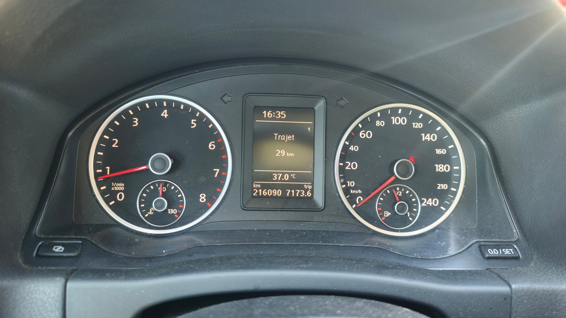 VW Tiguan 2.0 TSI Sport&Style-image-19