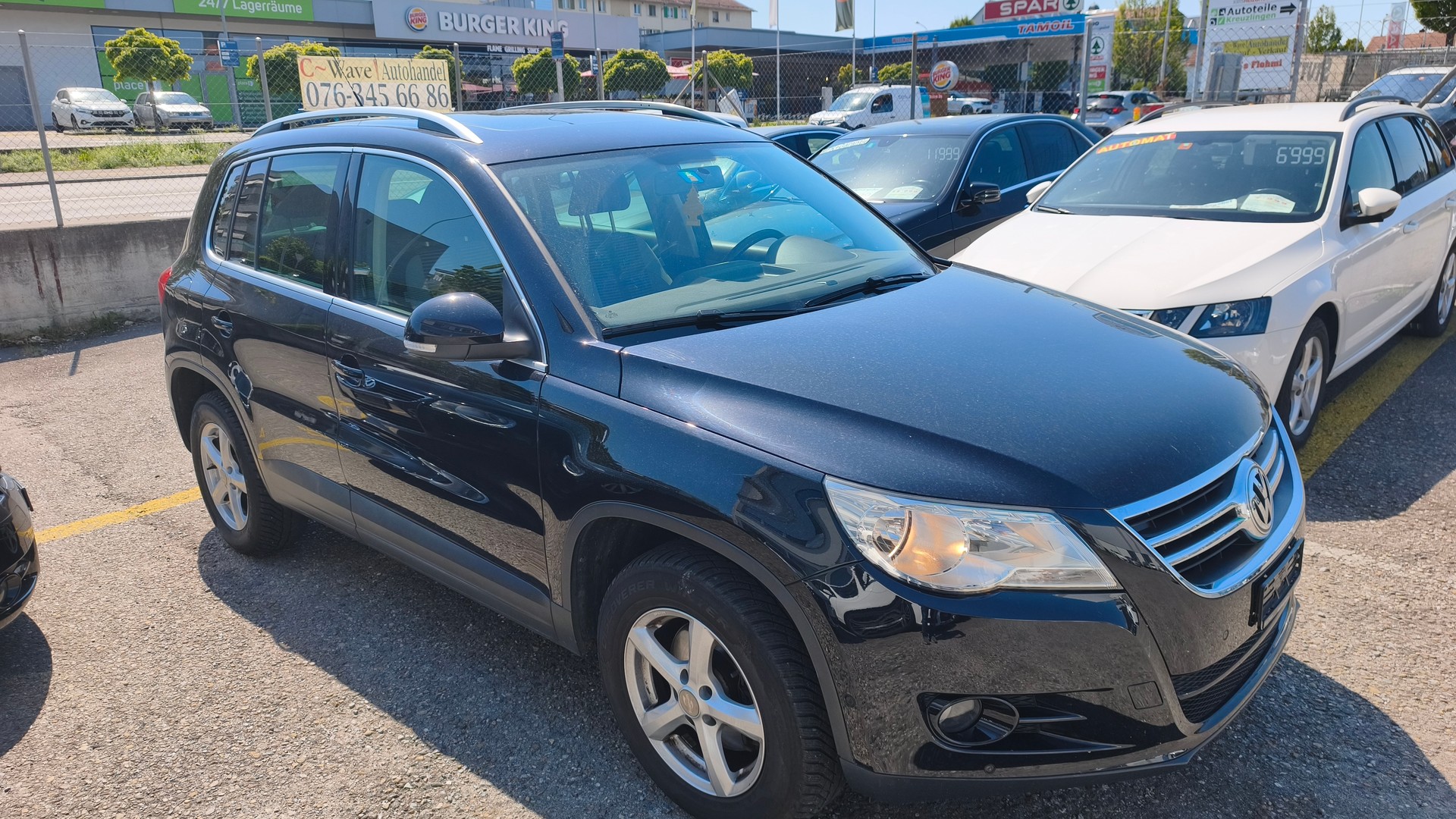 VW Tiguan 2.0 TSI Sport&Style-showroom-element-1