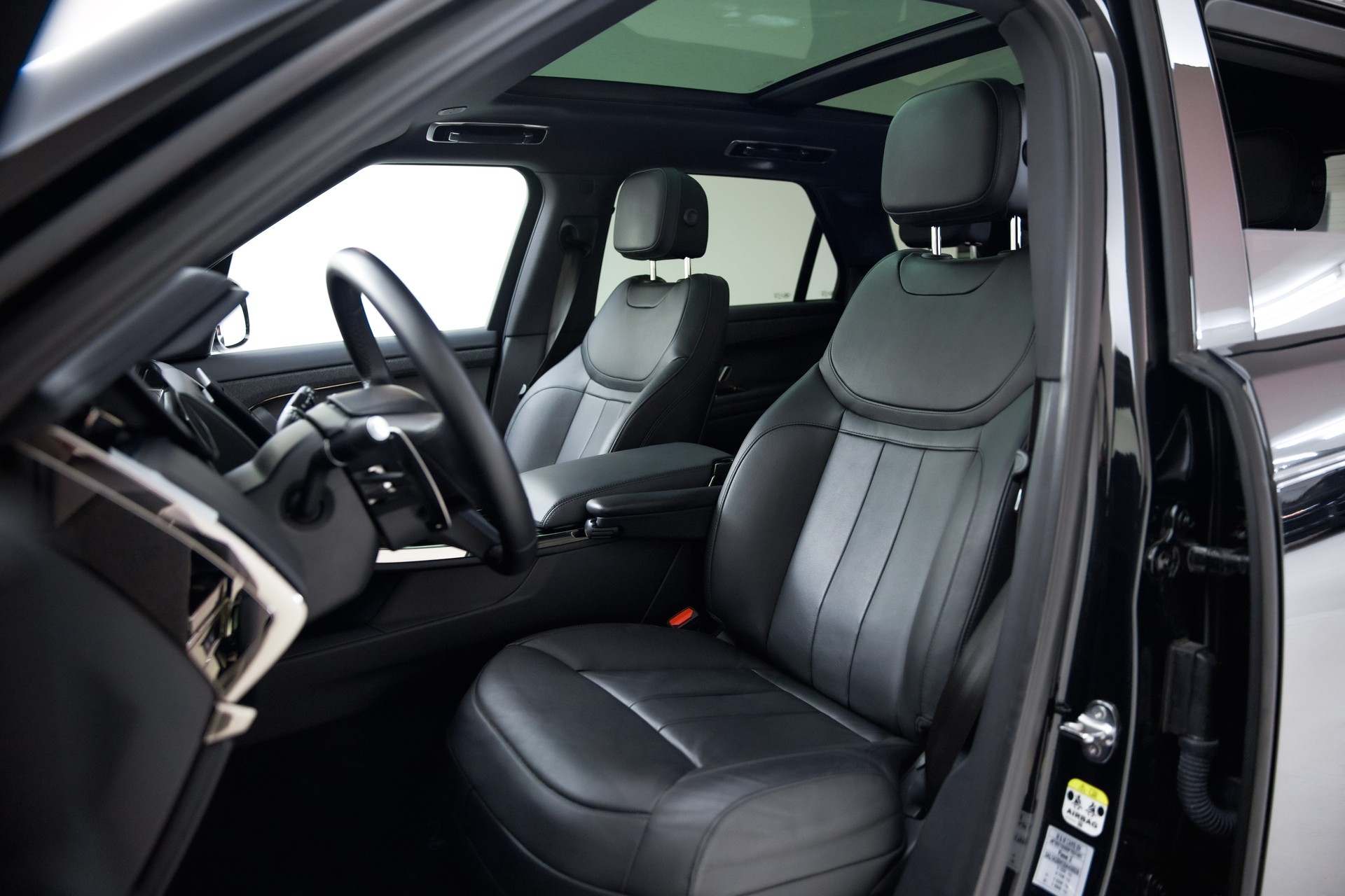 LAND ROVER Range Rover Sport D250 3.0 TD6 MHEV Dynamic SE Automatic-image-22