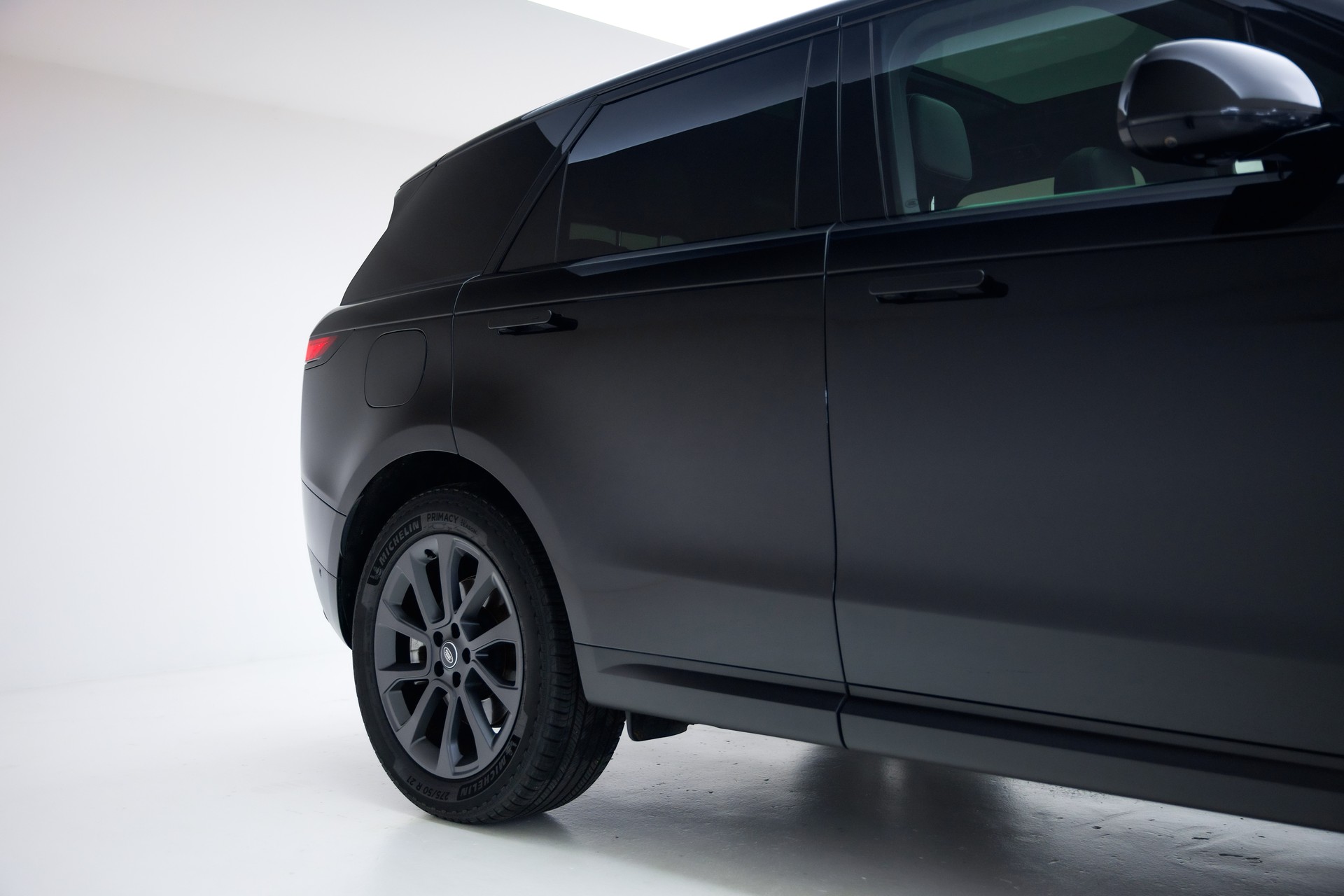 LAND ROVER Range Rover Sport D250 3.0 TD6 MHEV Dynamic SE Automatic-image-14