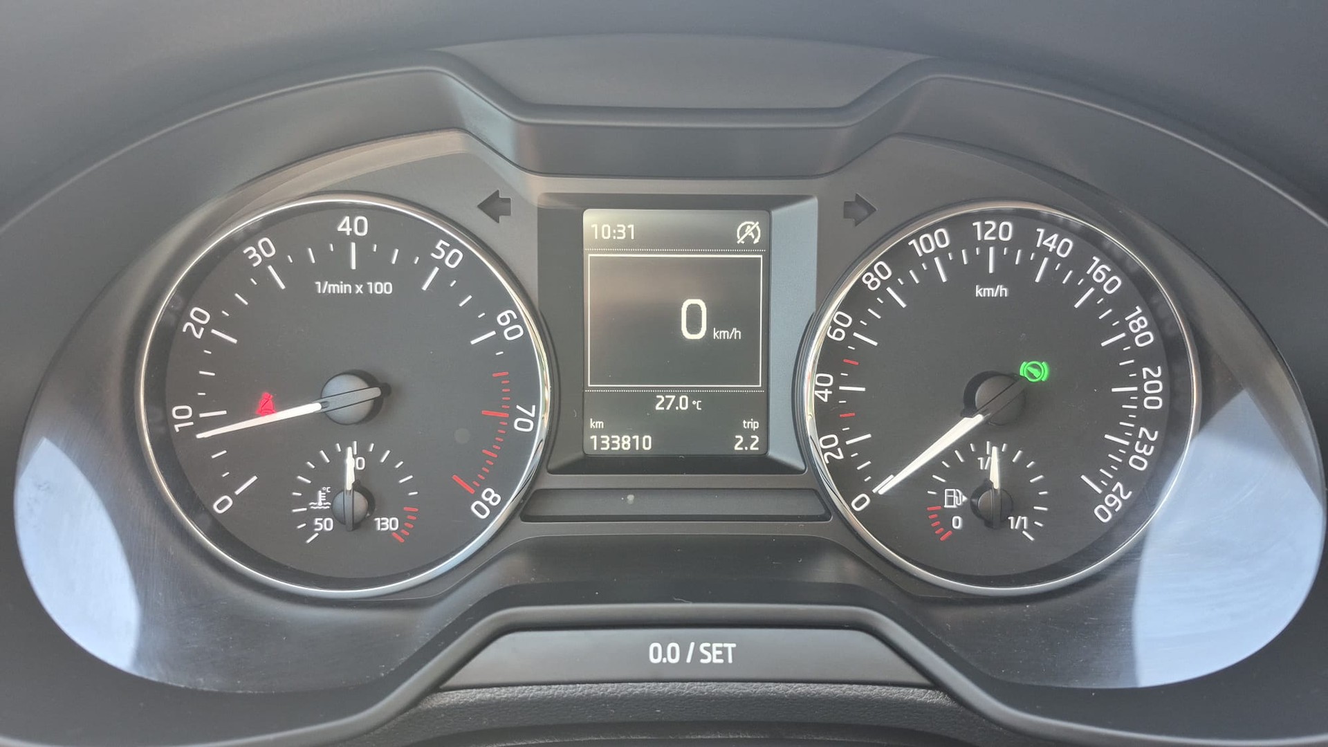 SKODA Octavia 1.4 TSI Ambition DSG-image-9