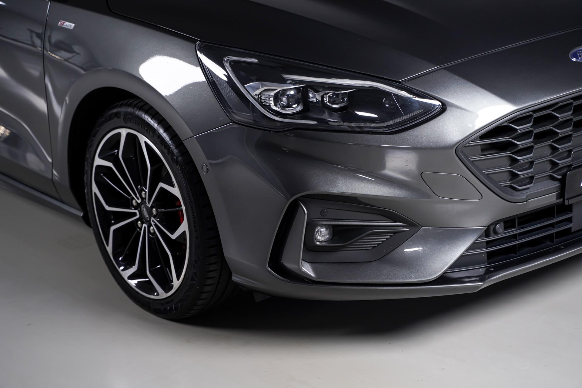 FORD Focus 1.0 SCTi ST Line-showroom-element-3