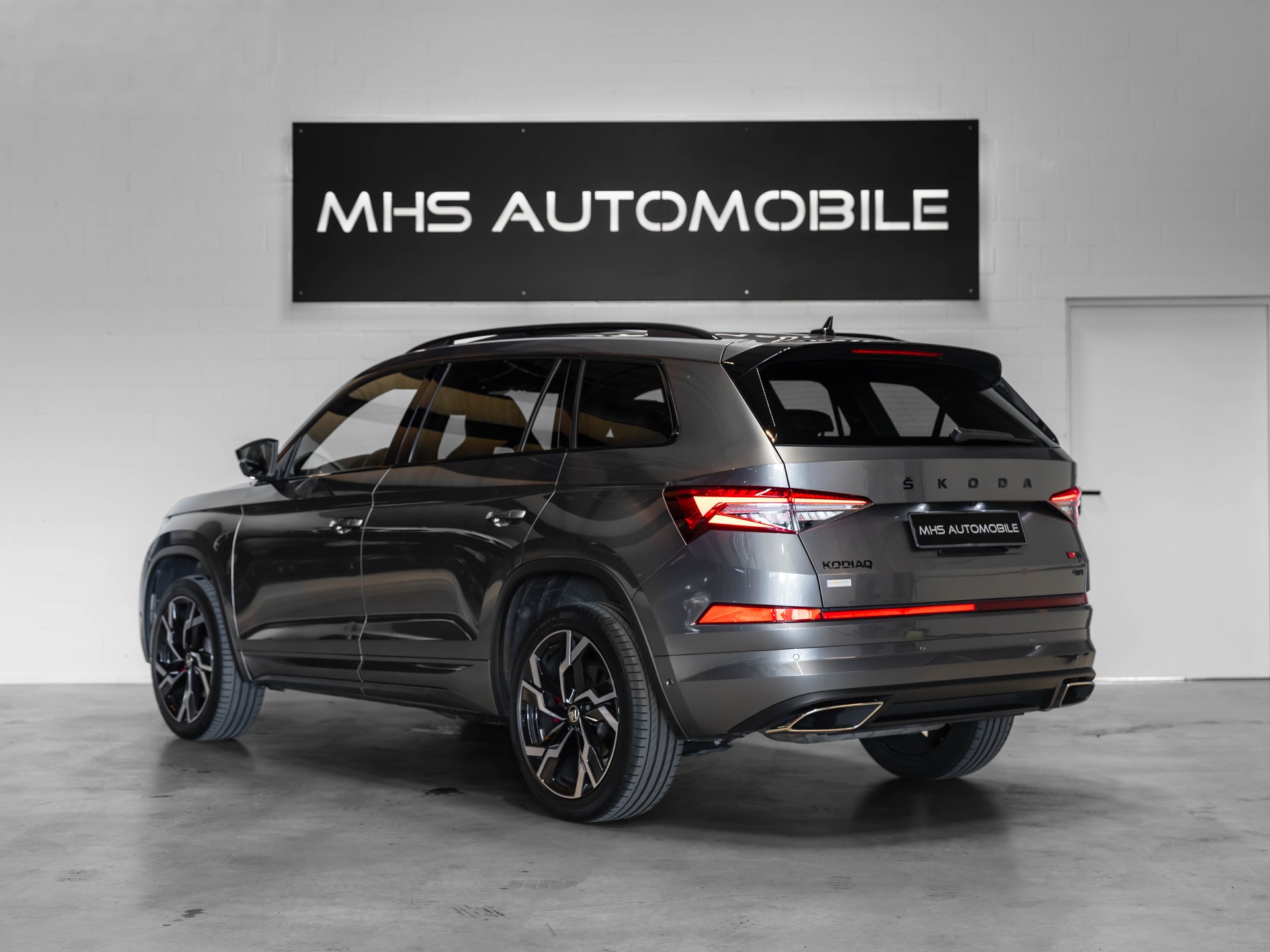 SKODA Kodiaq 2.0 TSI 4x4 RS-showroom-element-1
