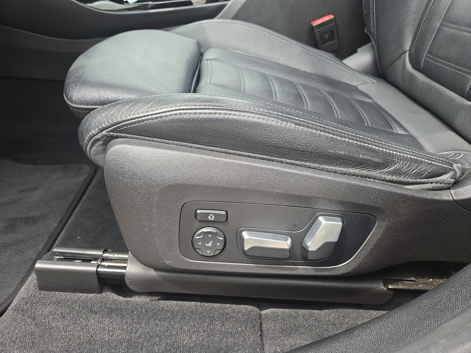 BMW X3 xDrive 30e M Sport-image-17