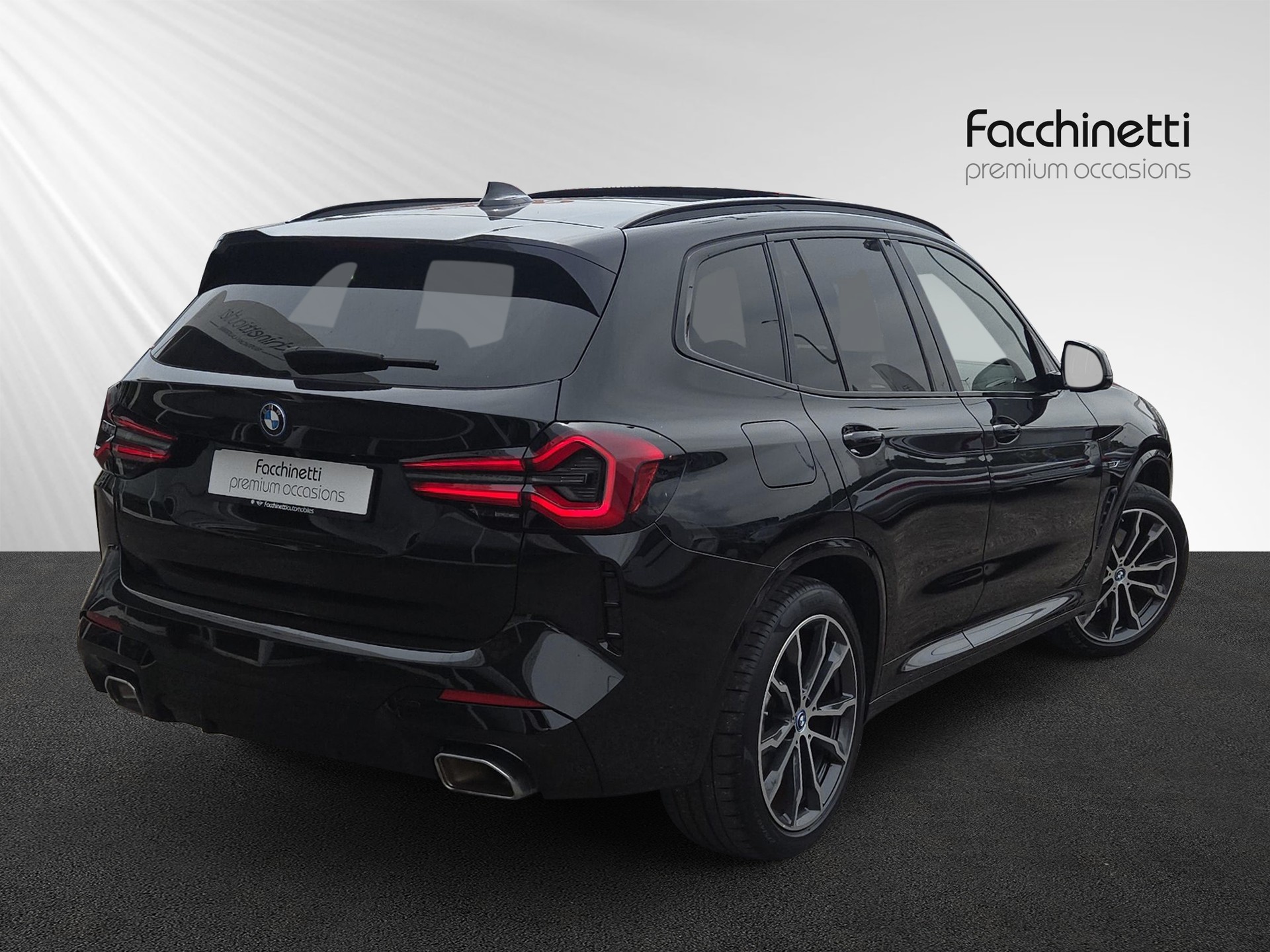BMW X3 xDrive 30e M Sport-showroom-element-2