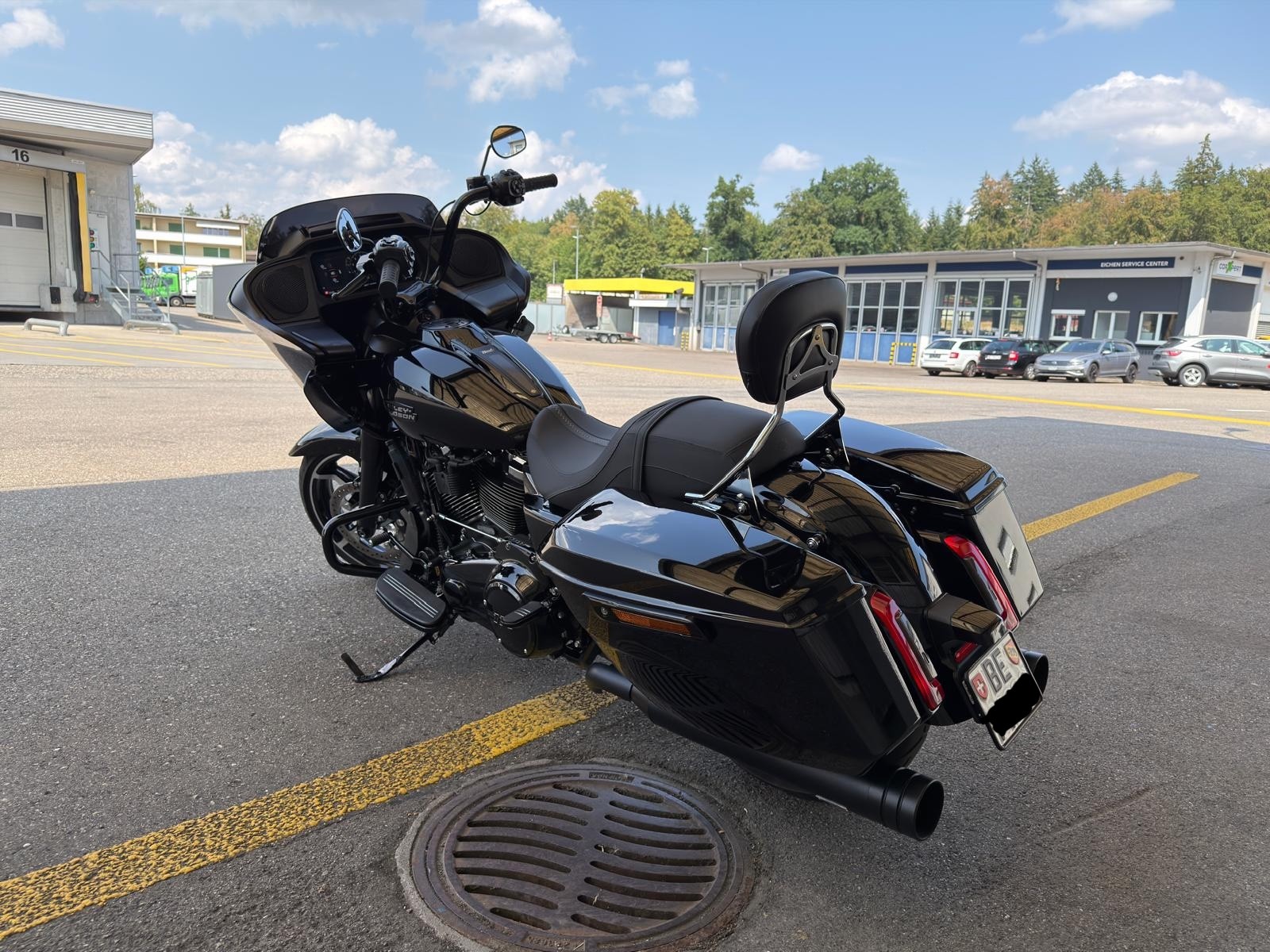 HARLEY-DAVIDSON FLTRX Road Glide Black Finish 117-image-8