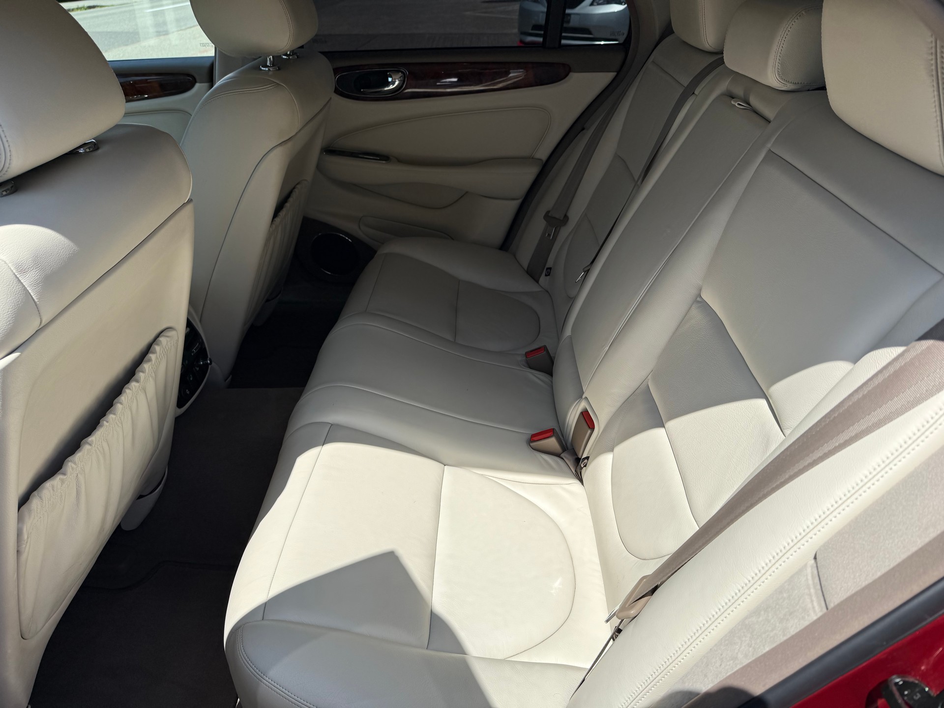 JAGUAR XJ8 3.5 V8 Executive-image-10