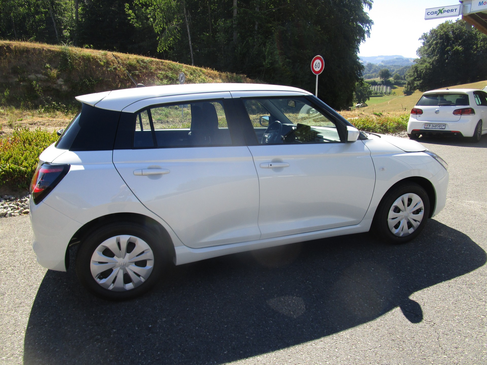 SUZUKI Swift 1.2 1st Edition Hybrid-image-2