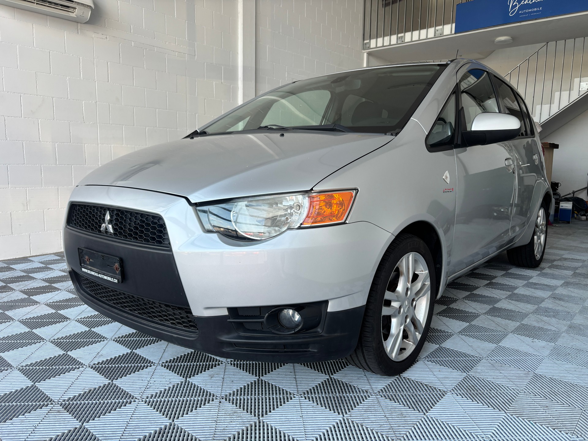 MITSUBISHI Colt 1.3 16V Invite Allshift