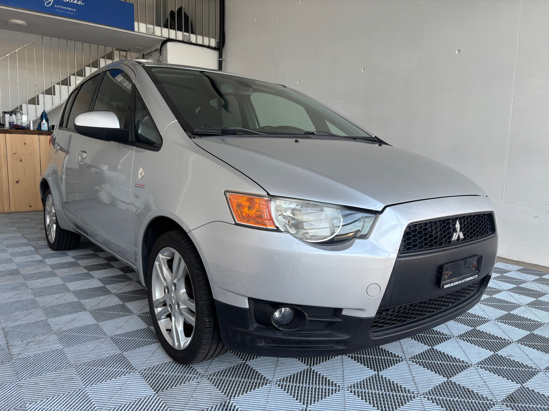 MITSUBISHI Colt 1.3 16V Invite Allshift-image-2