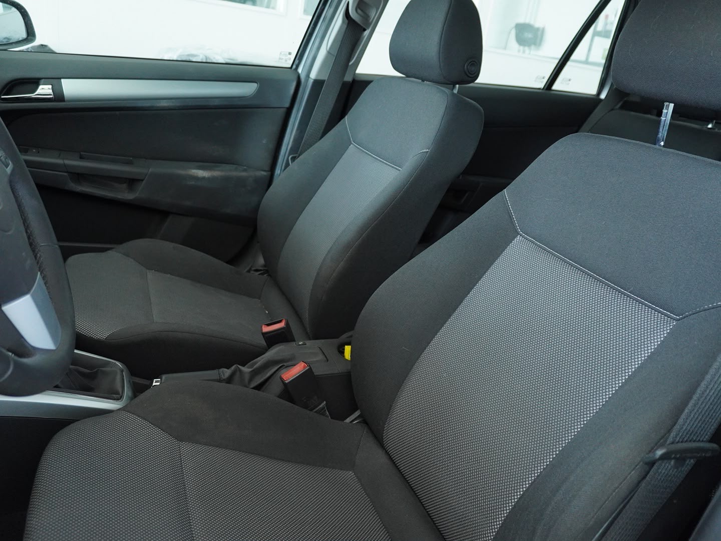 OPEL Astra Caravan 1.6i 16V Enjoy-showroom-element-3