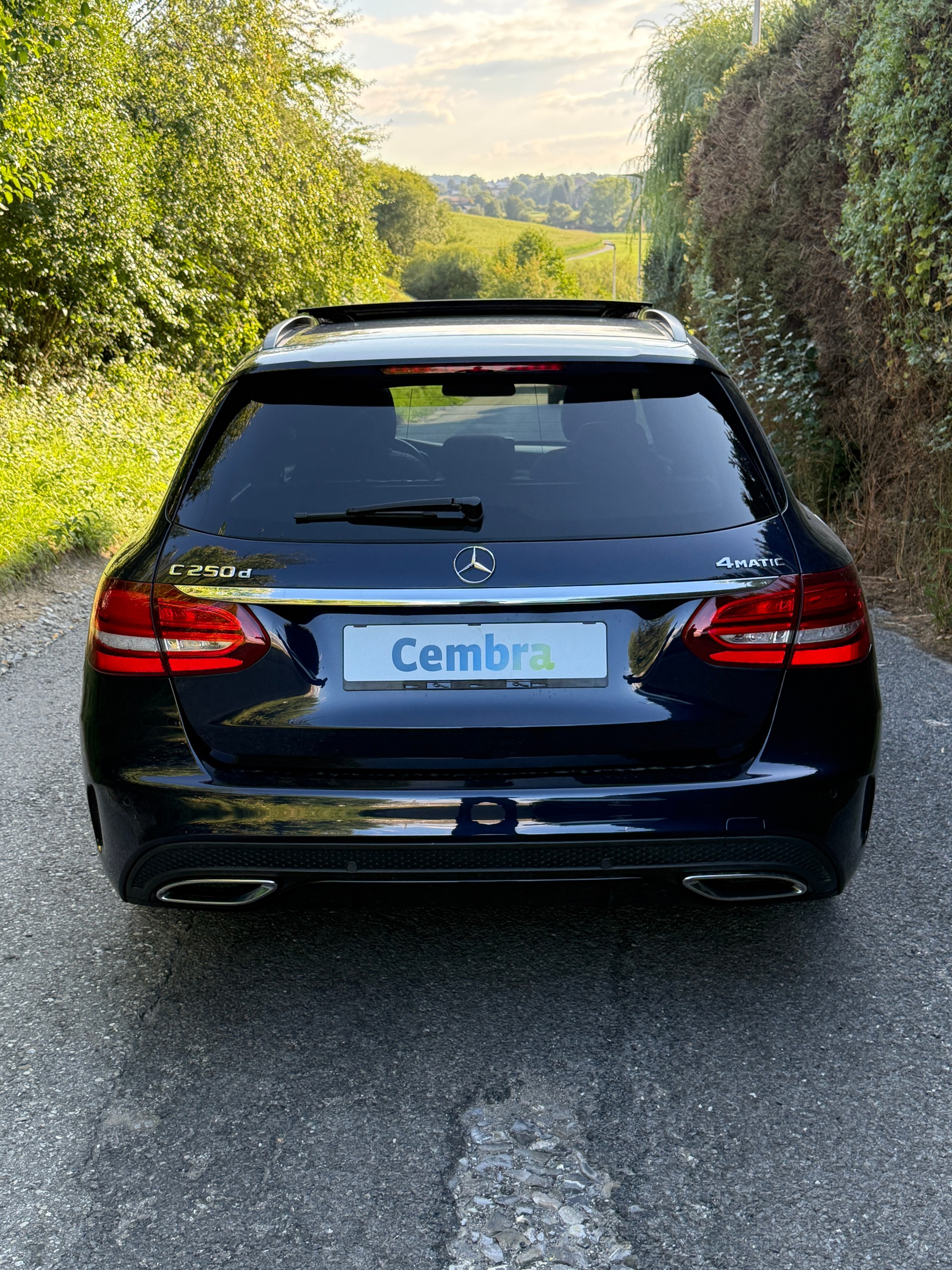 MERCEDES-BENZ C 250 BlueTEC Swiss Star 4Matic 9G-Tronic-showroom-element-2