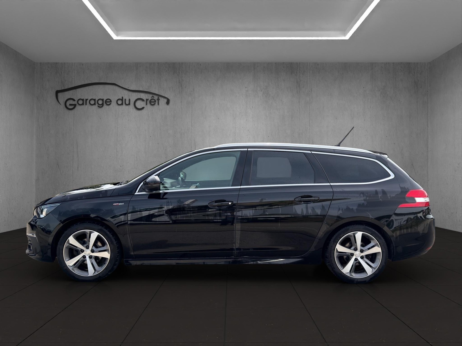 PEUGEOT 308 SW 1.2 PureTech 130 Allure S/S-showroom-element-1