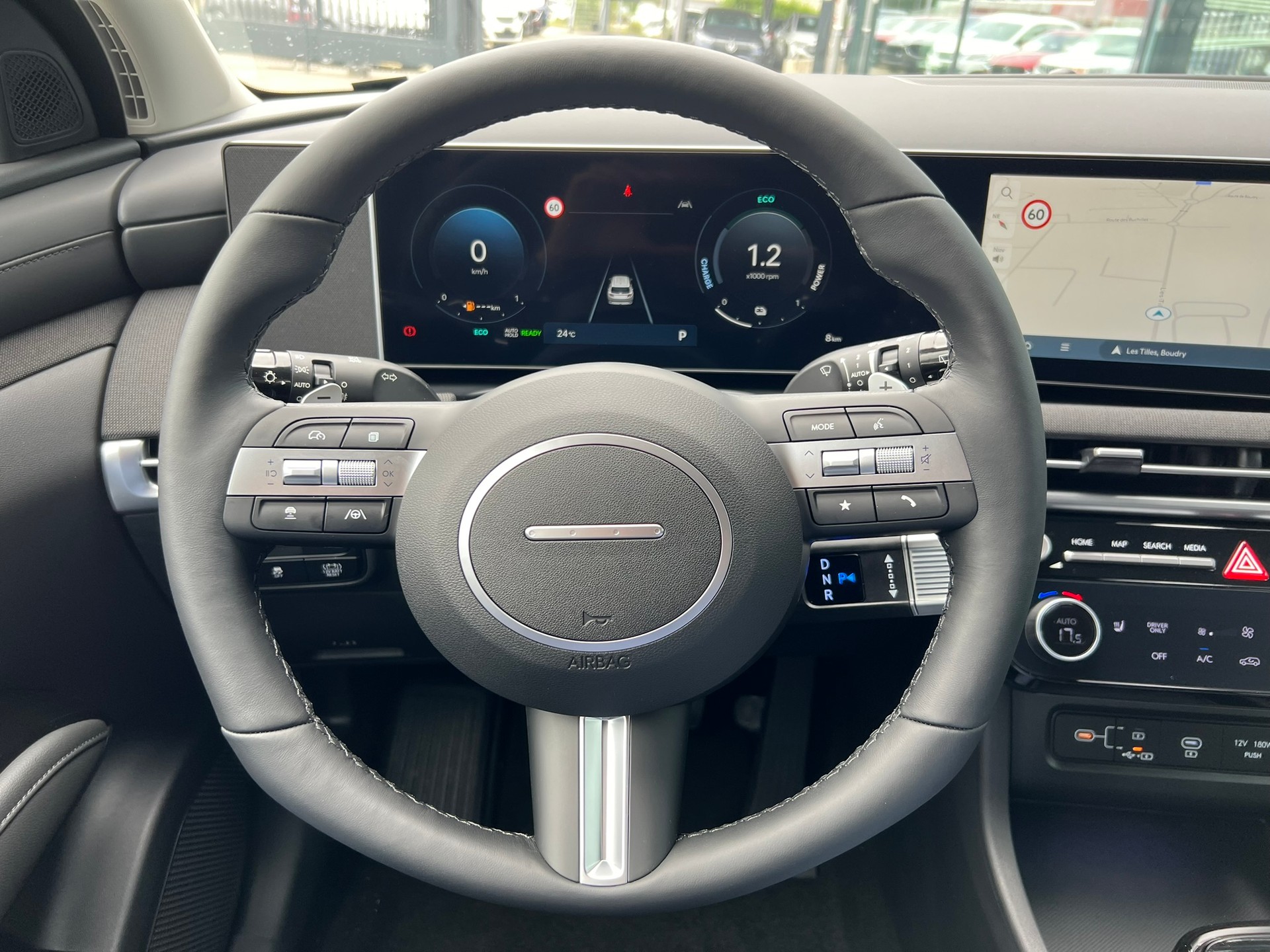 HYUNDAI Tucson 1.6 TGDI HEV Amplia 2WD-image-10