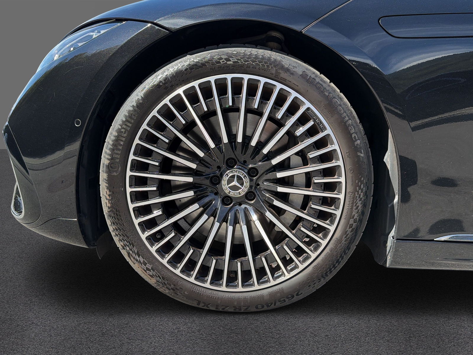 MERCEDES-BENZ EQS 580 AMG Line 4Matic-image-20
