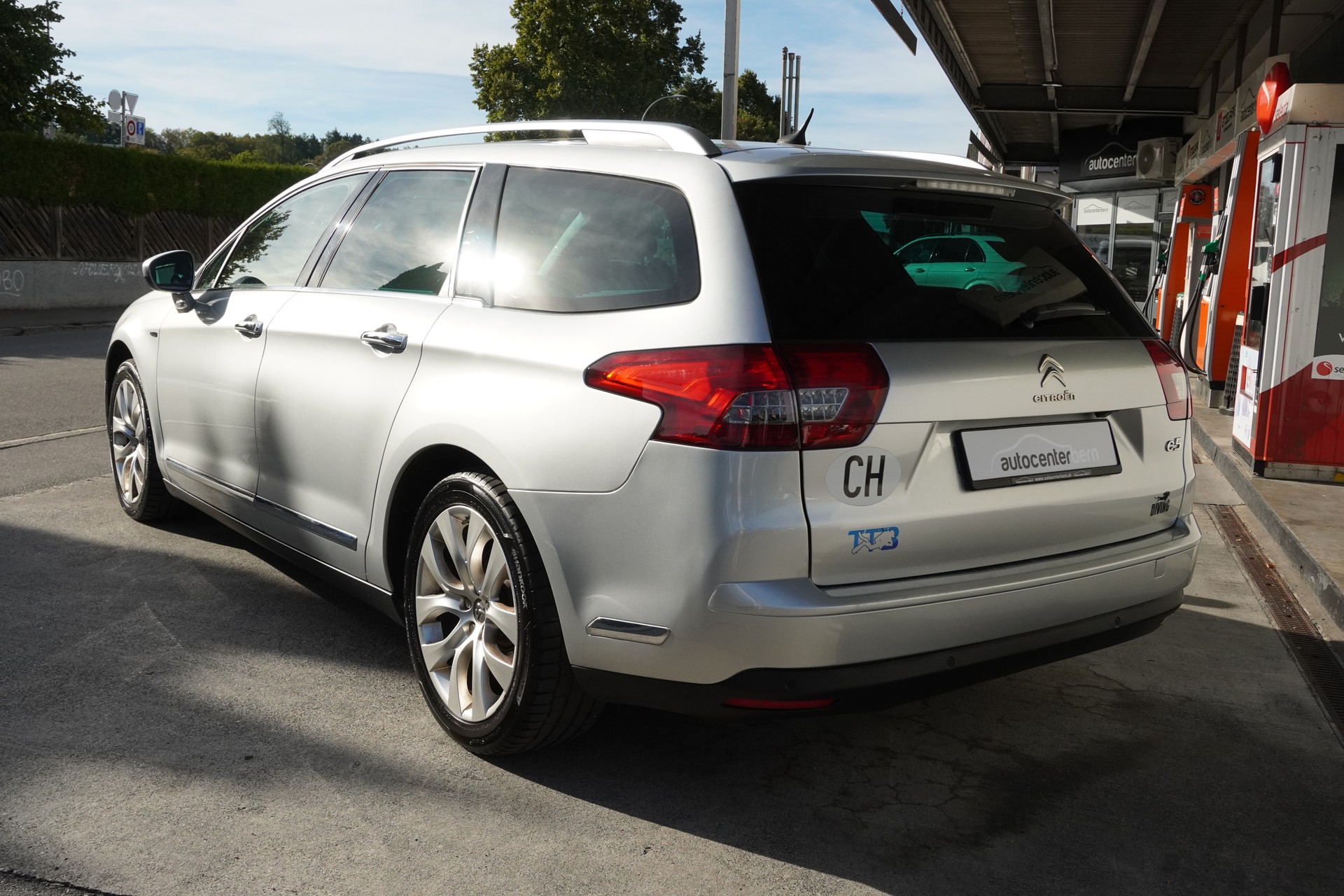 CITROEN C5 Tourer 1.6 Turbo Exclusive Automatic-image-5