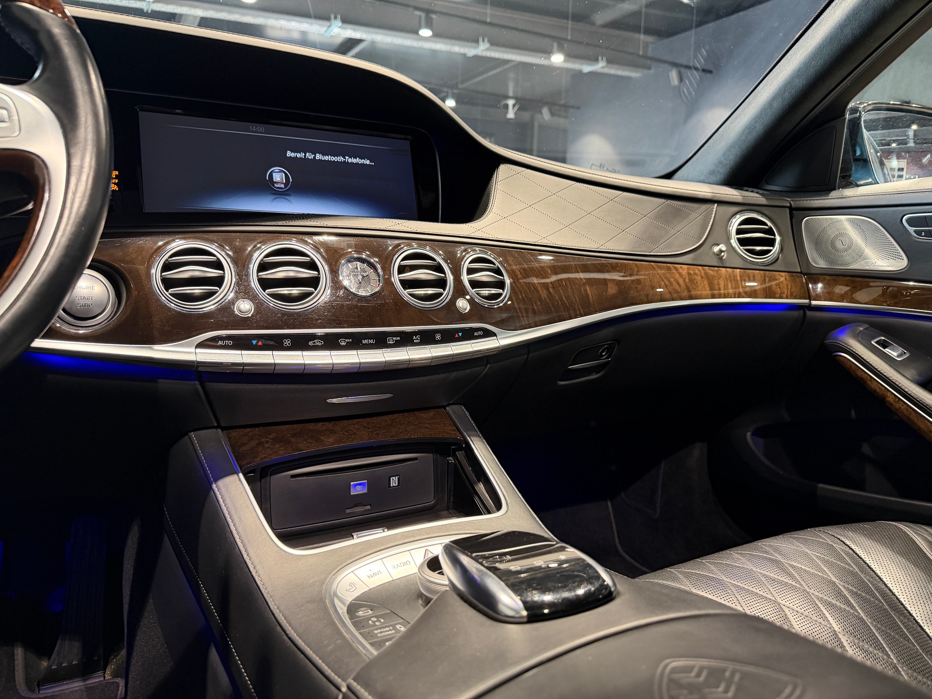 MERCEDES-BENZ S 500 Maybach 4Matic 9G-Tronic-image-11
