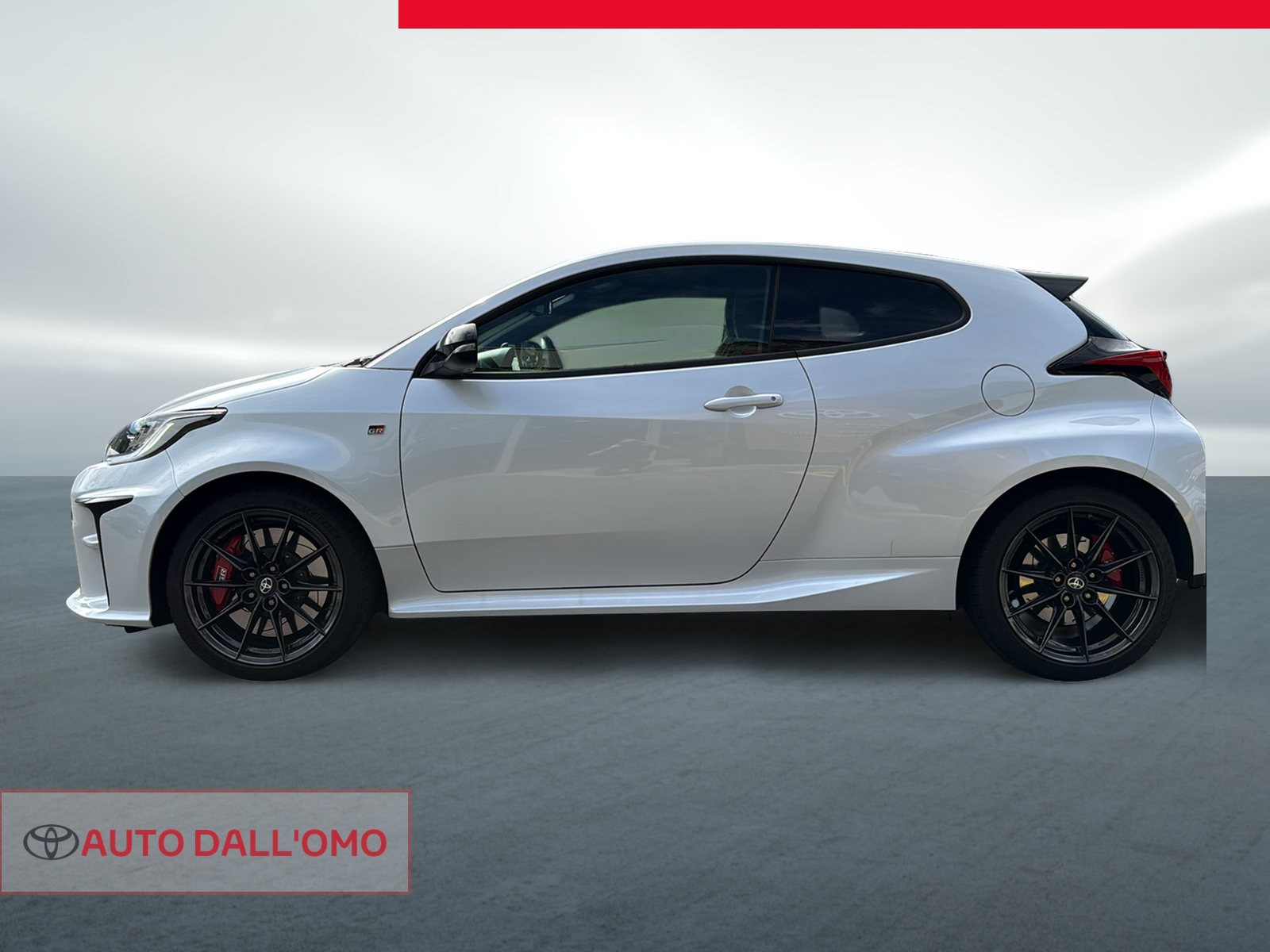 TOYOTA Yaris 1.6 GR Sport-showroom-element-3