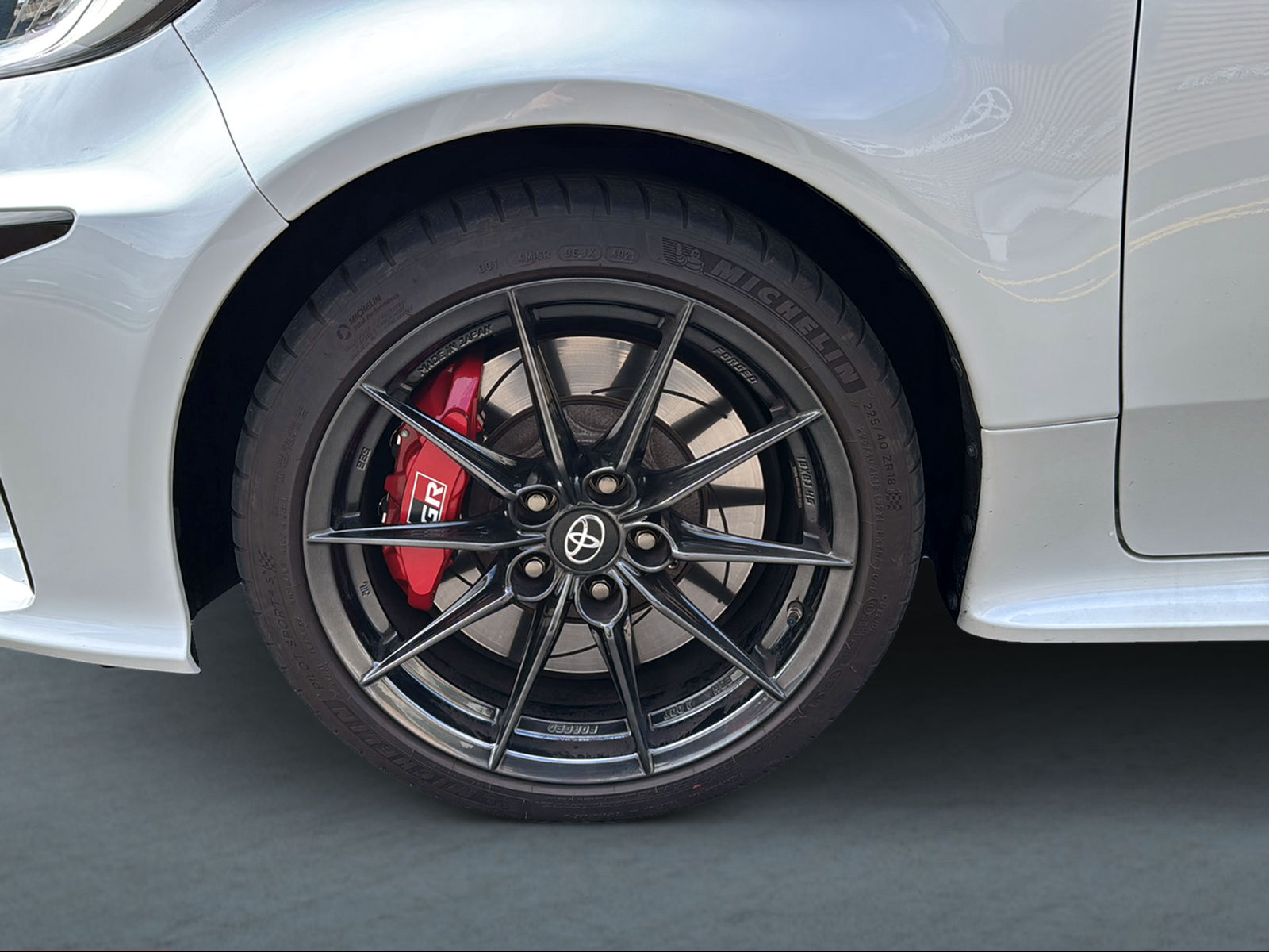 TOYOTA Yaris 1.6 GR Sport-image-9